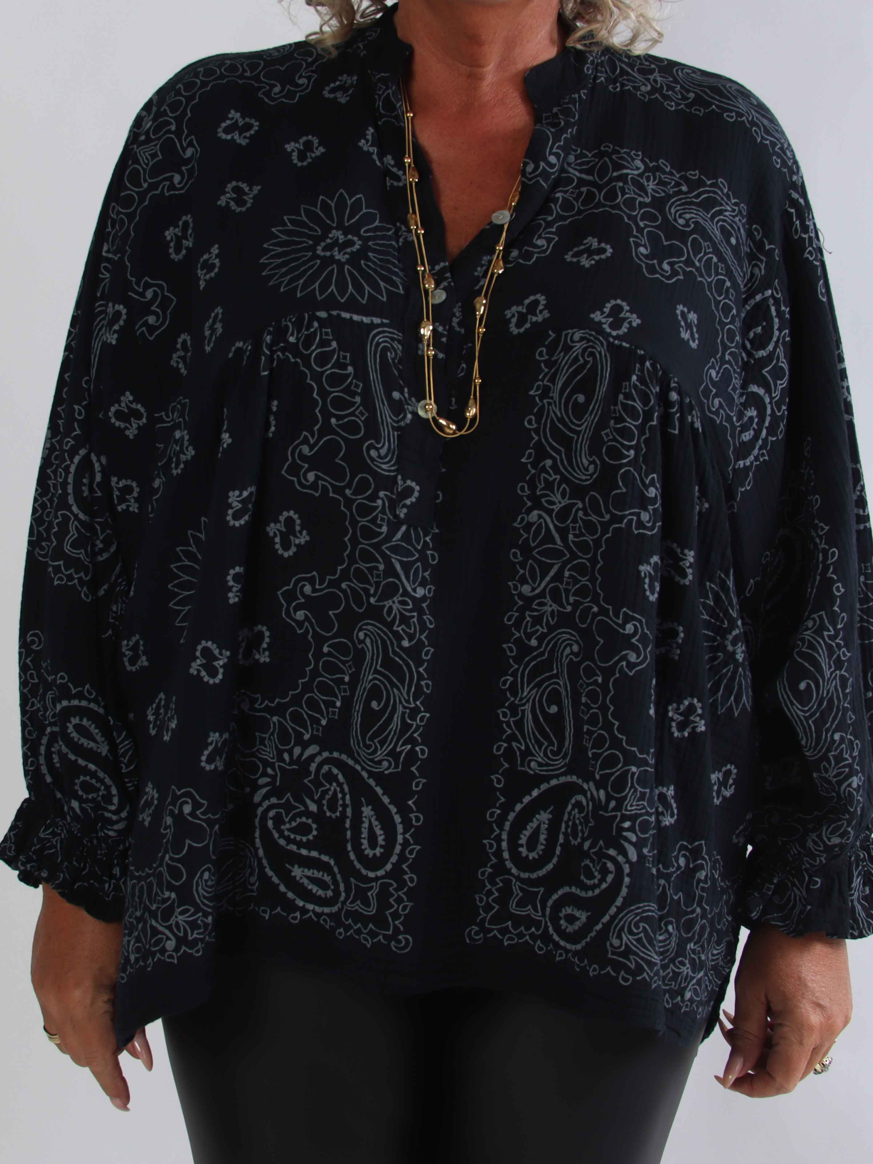 Diva Paisley – Plus size tunika i mjuk bomullsmuslin med paisleymönster