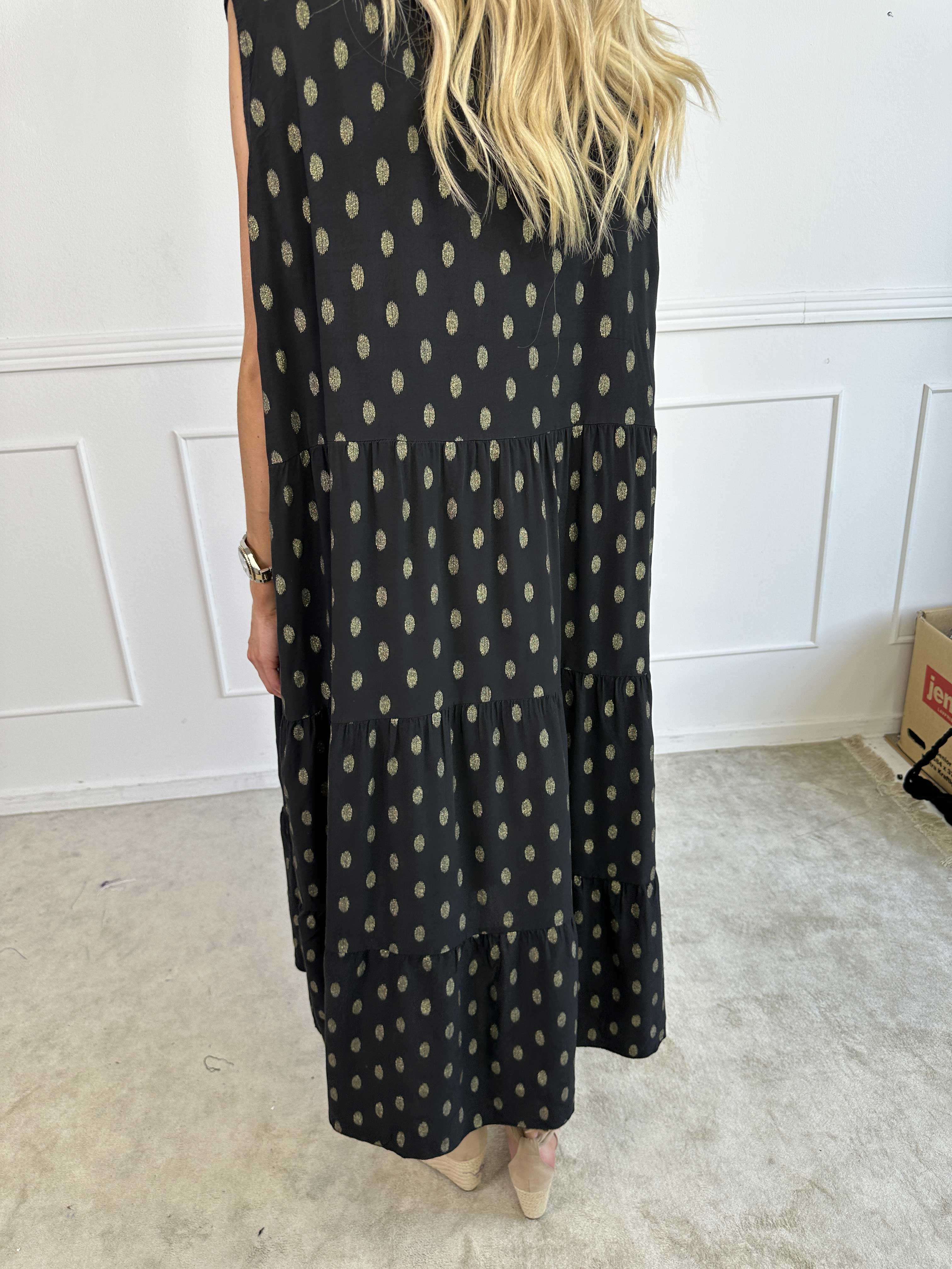 Dotti Gold Sleeveless - Klänning  med lager på lager look i viskos