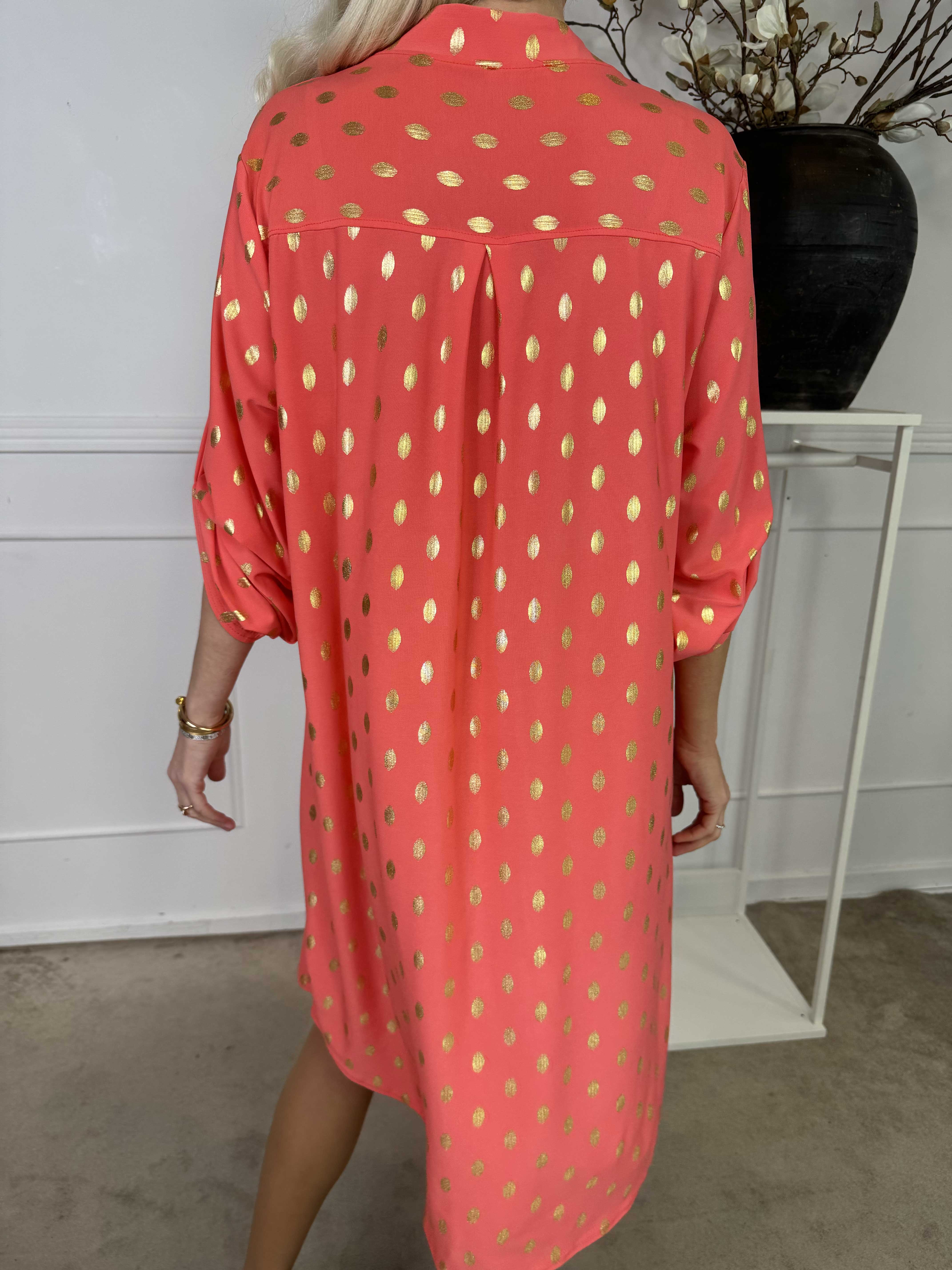 Ebba Gold Long - Elastisk klänning med guldprickar