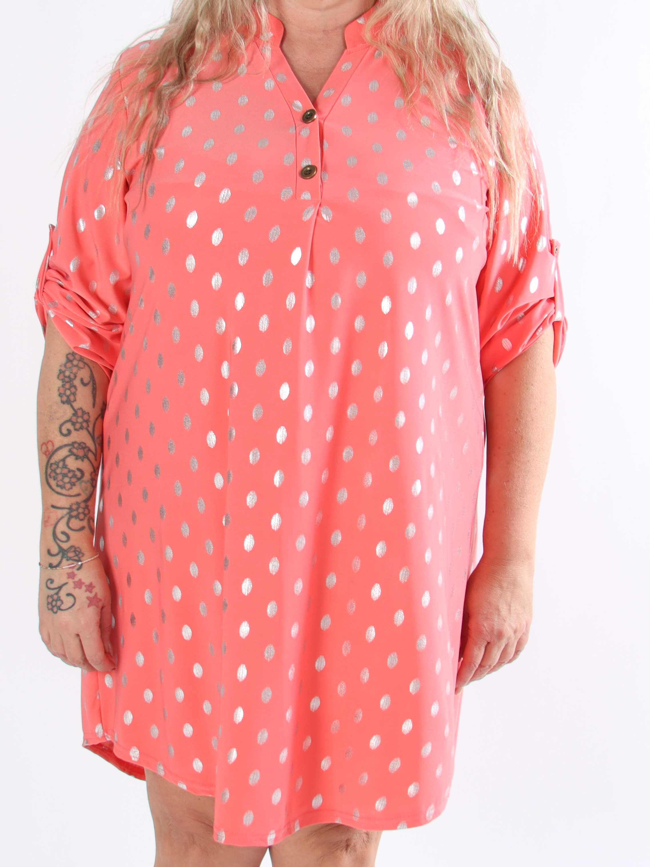 Ebba Silver Long - Elastisk plus size-klänning med silverprickar