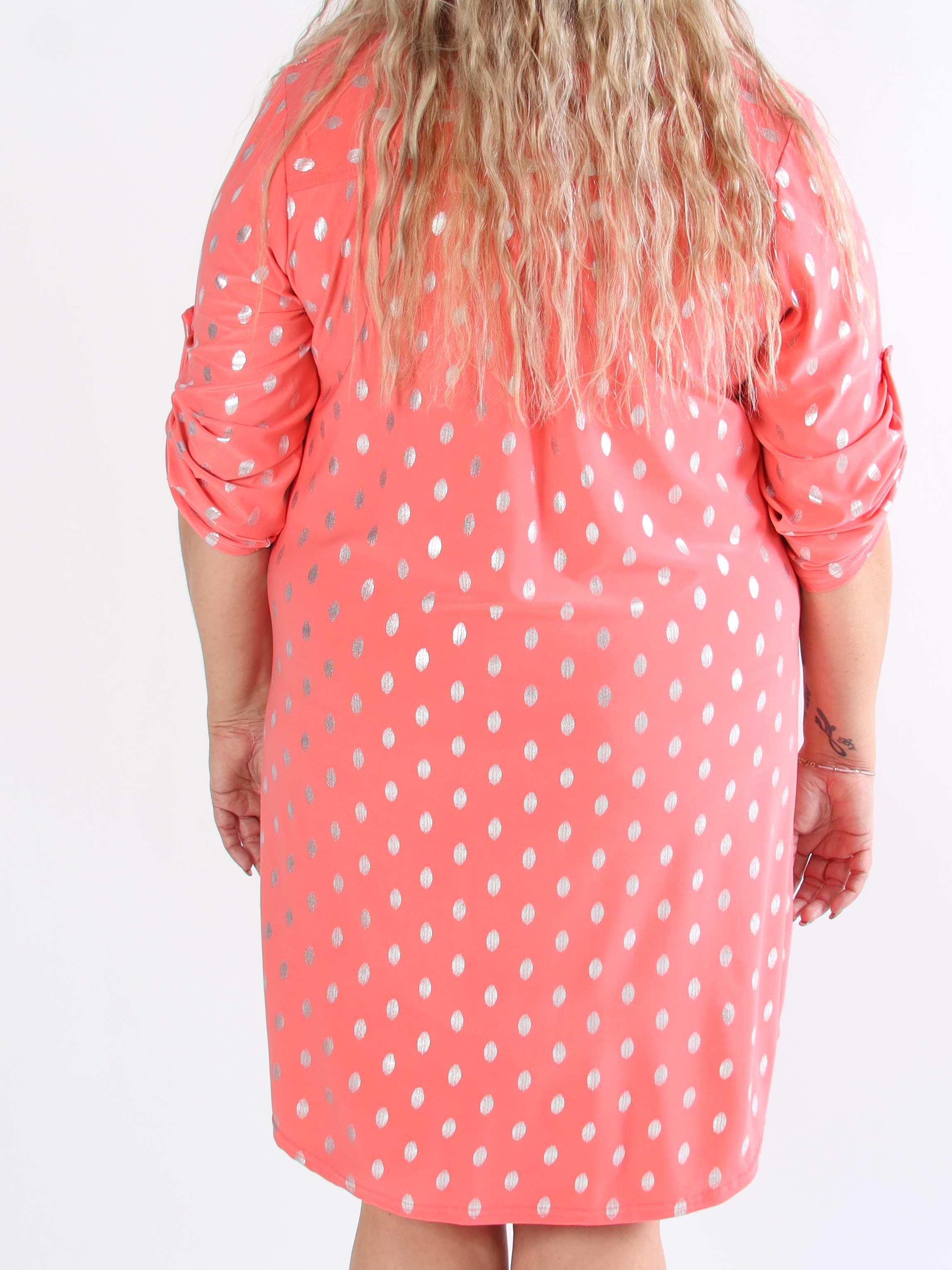 Ebba Silver Long - Elastisk plus size-klänning med silverprickar