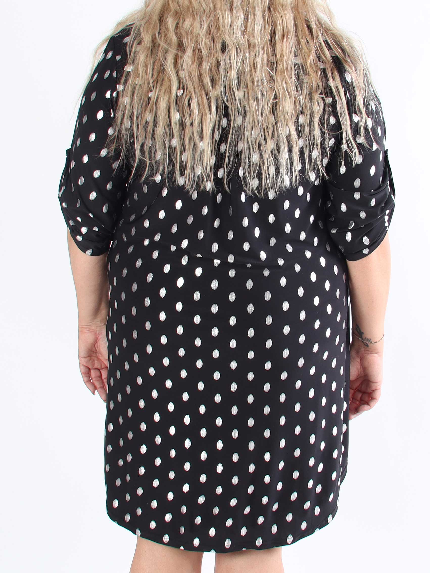 Ebba Silver Long - Elastisk plus size-klänning med silverprickar