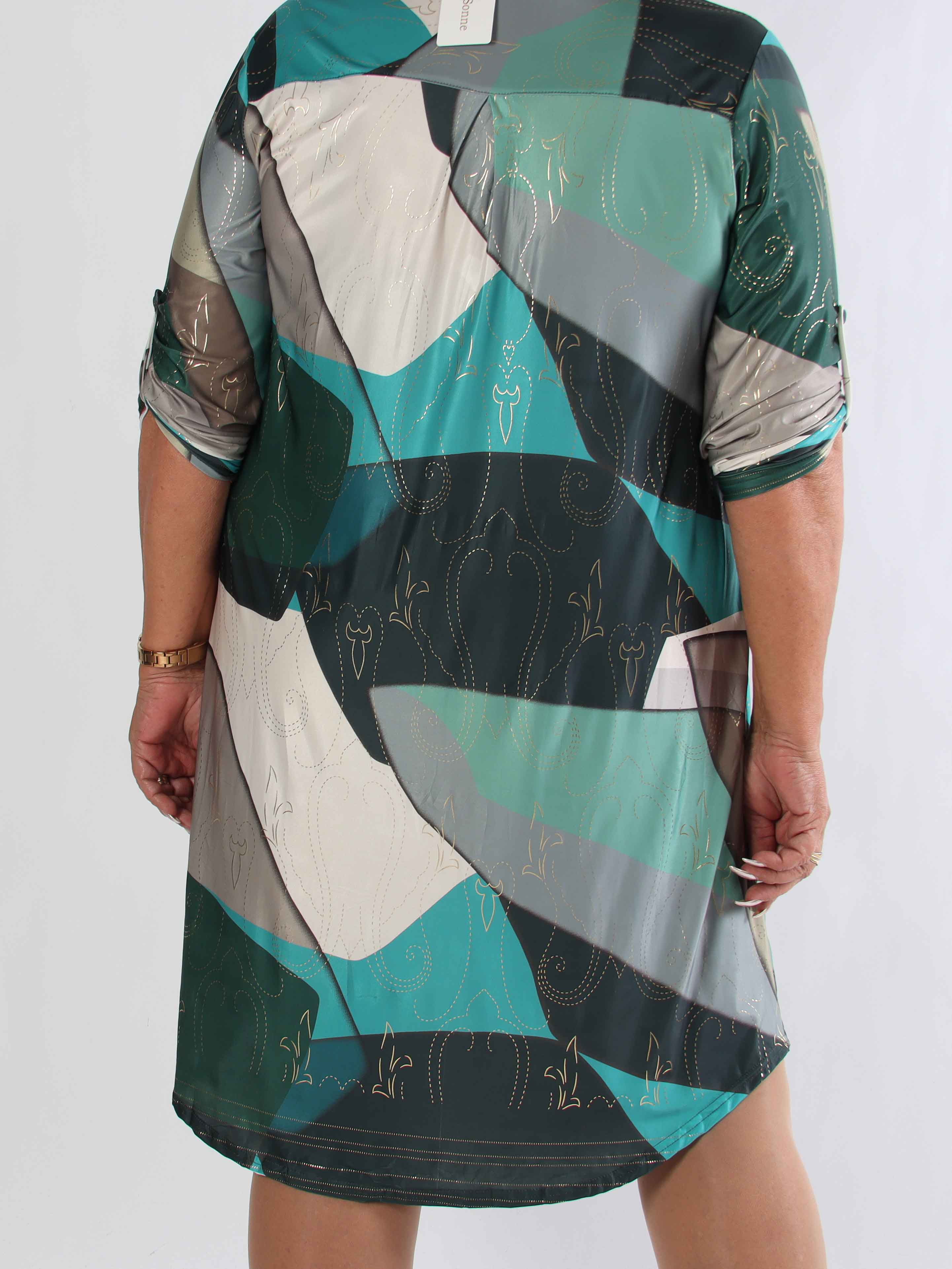 Ebba Abstract Long - Elastisk plus size klänning med fint guldmönster