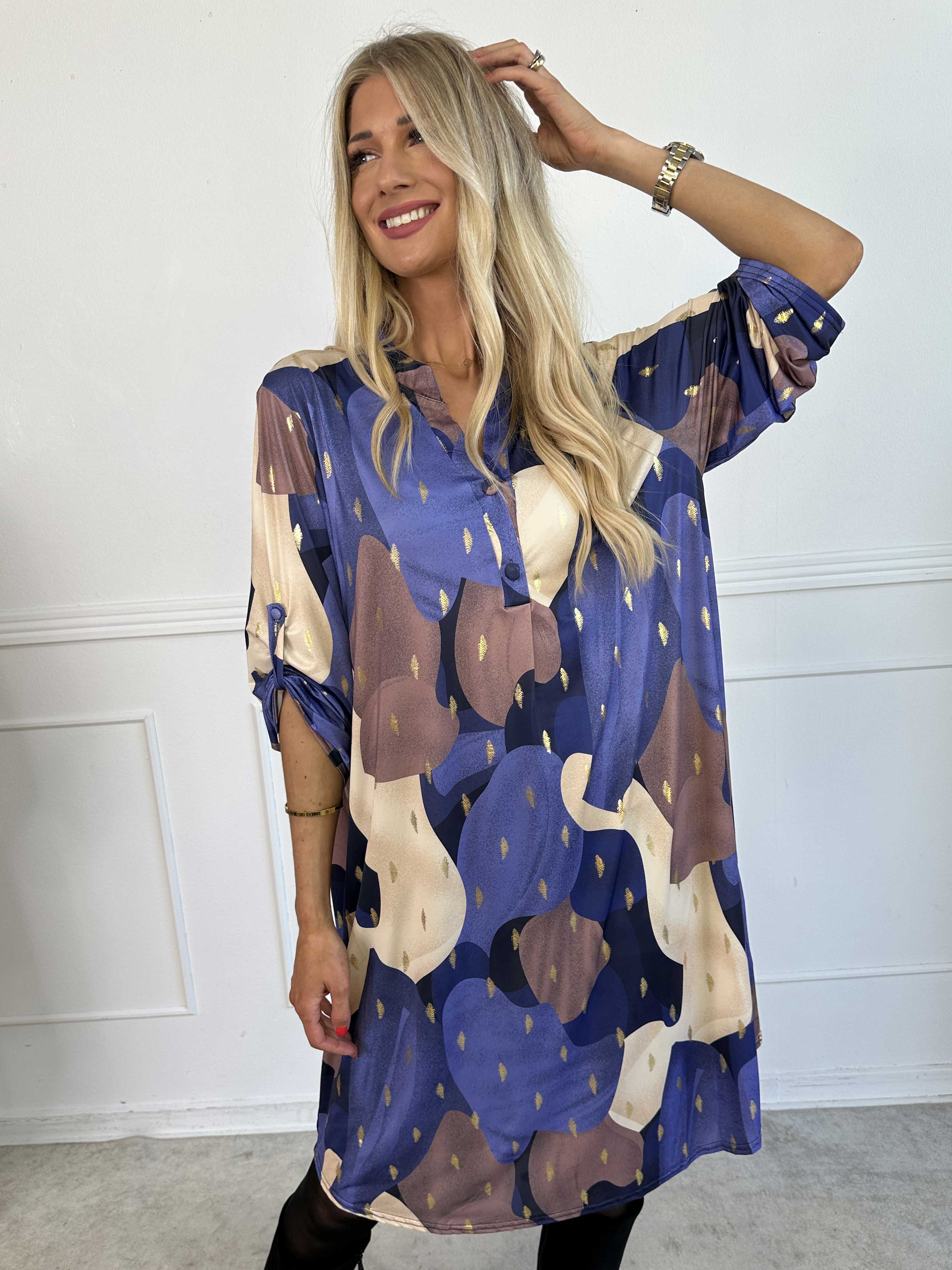 Ebba Glow Gold - Flerfärgad elastisk klänning med gulddetaljer