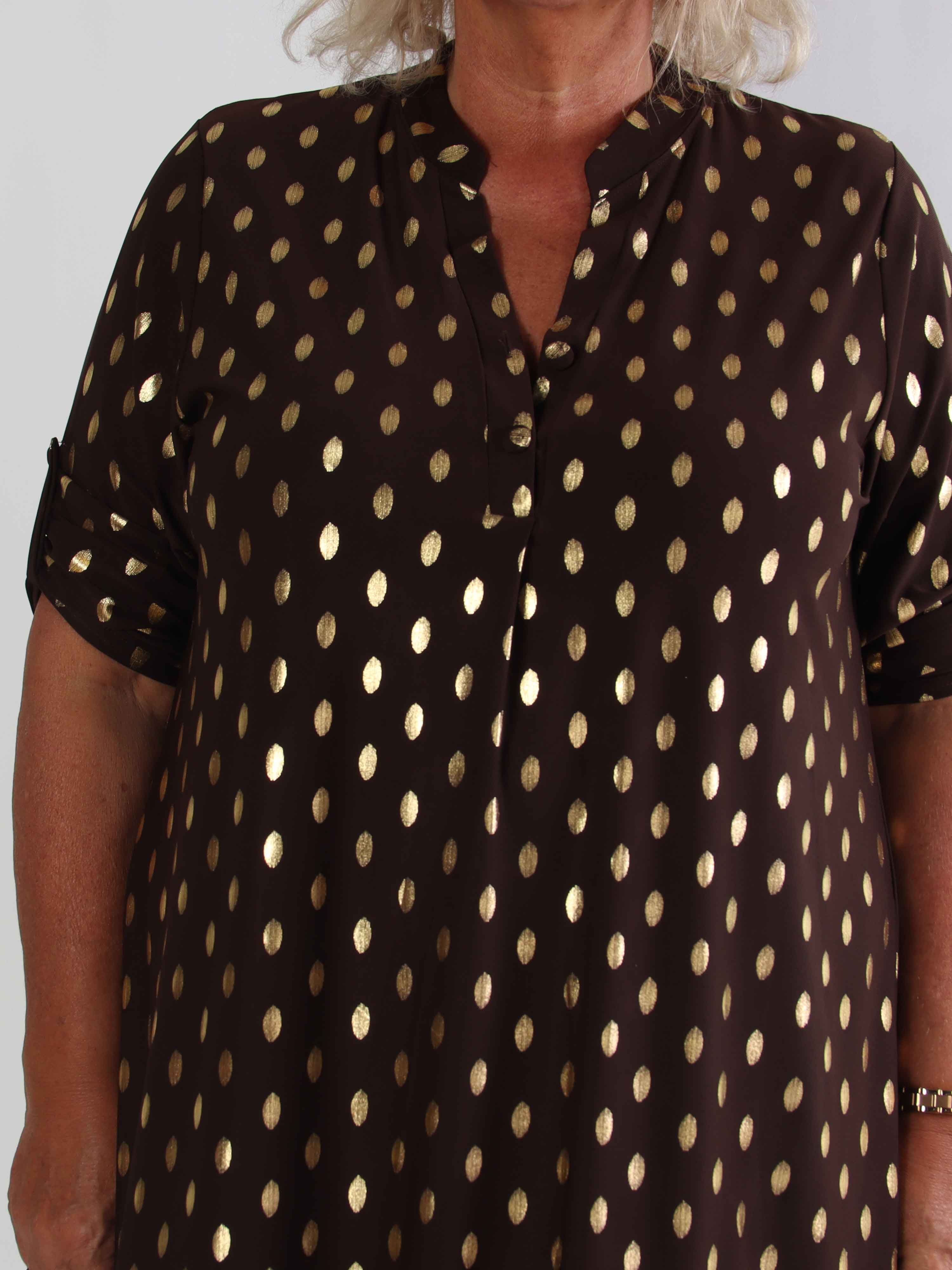 Ebba Gold Long - Elastisk plus size-klänning med guldprickar