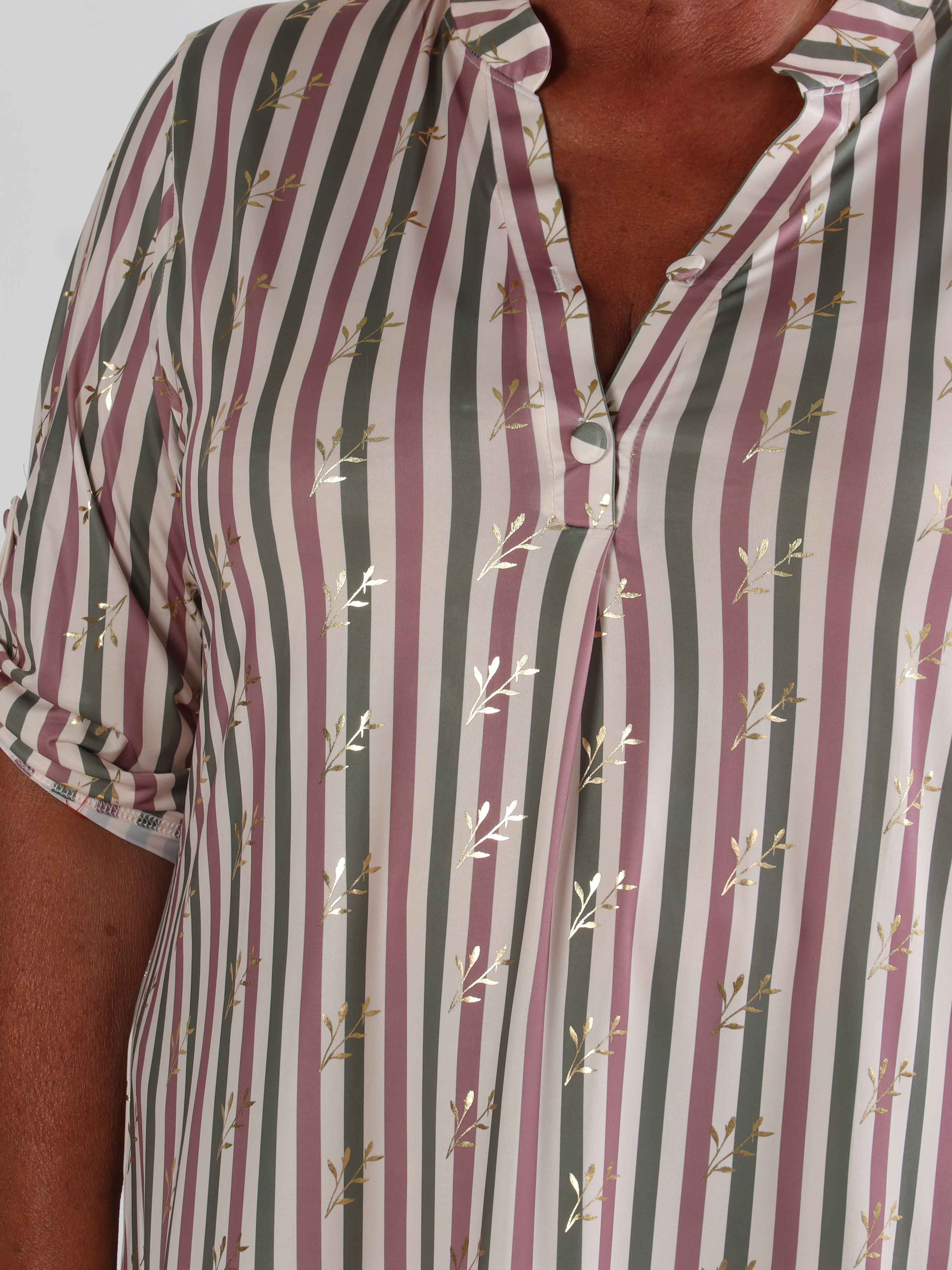 Ebba Stripe Long - Randig elastisk plus size klänning med guldfärgade blad