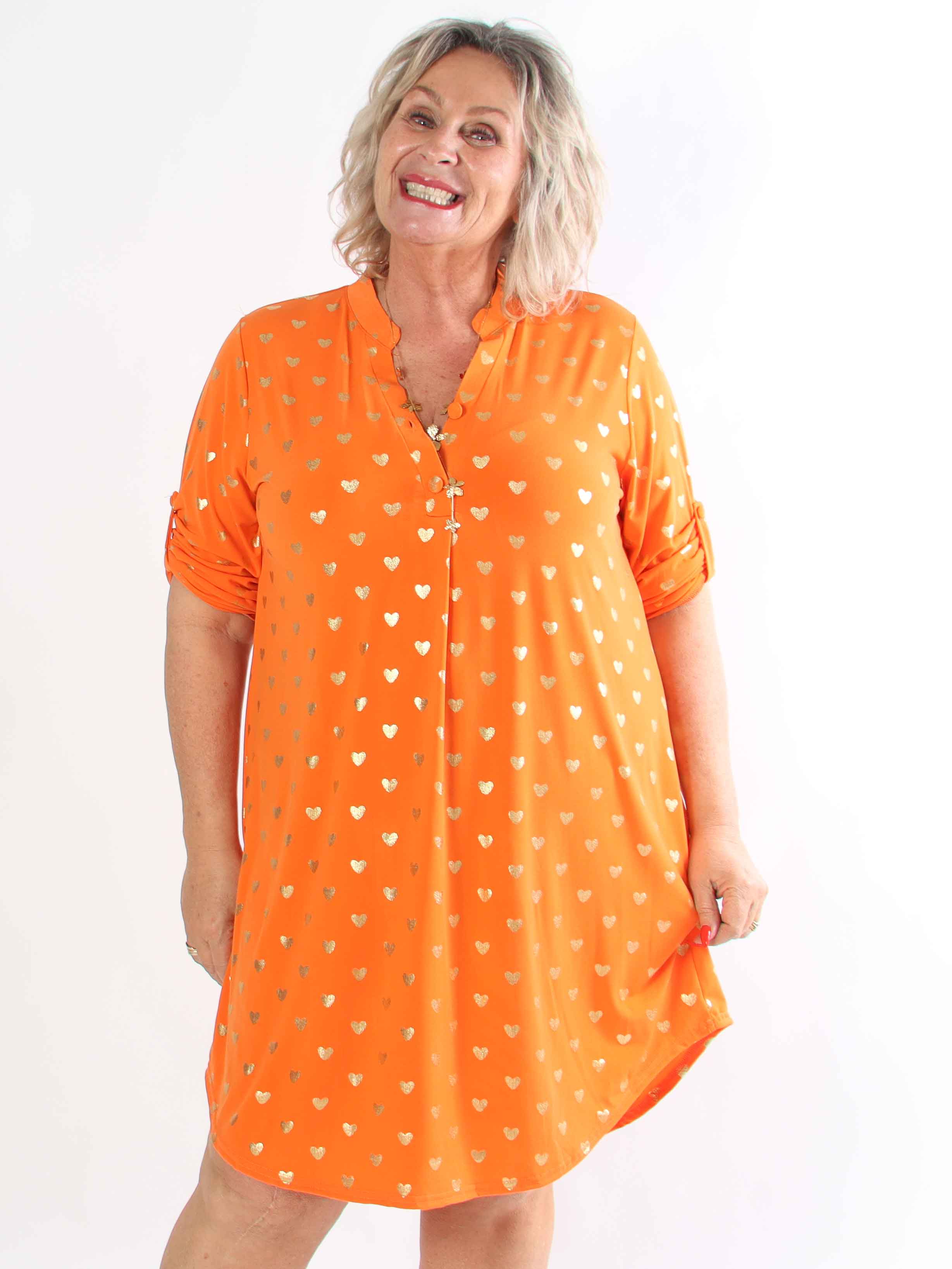 Ebba Gold Heart - Plus size resårklänning med guldfärgade hjärtdetaljer