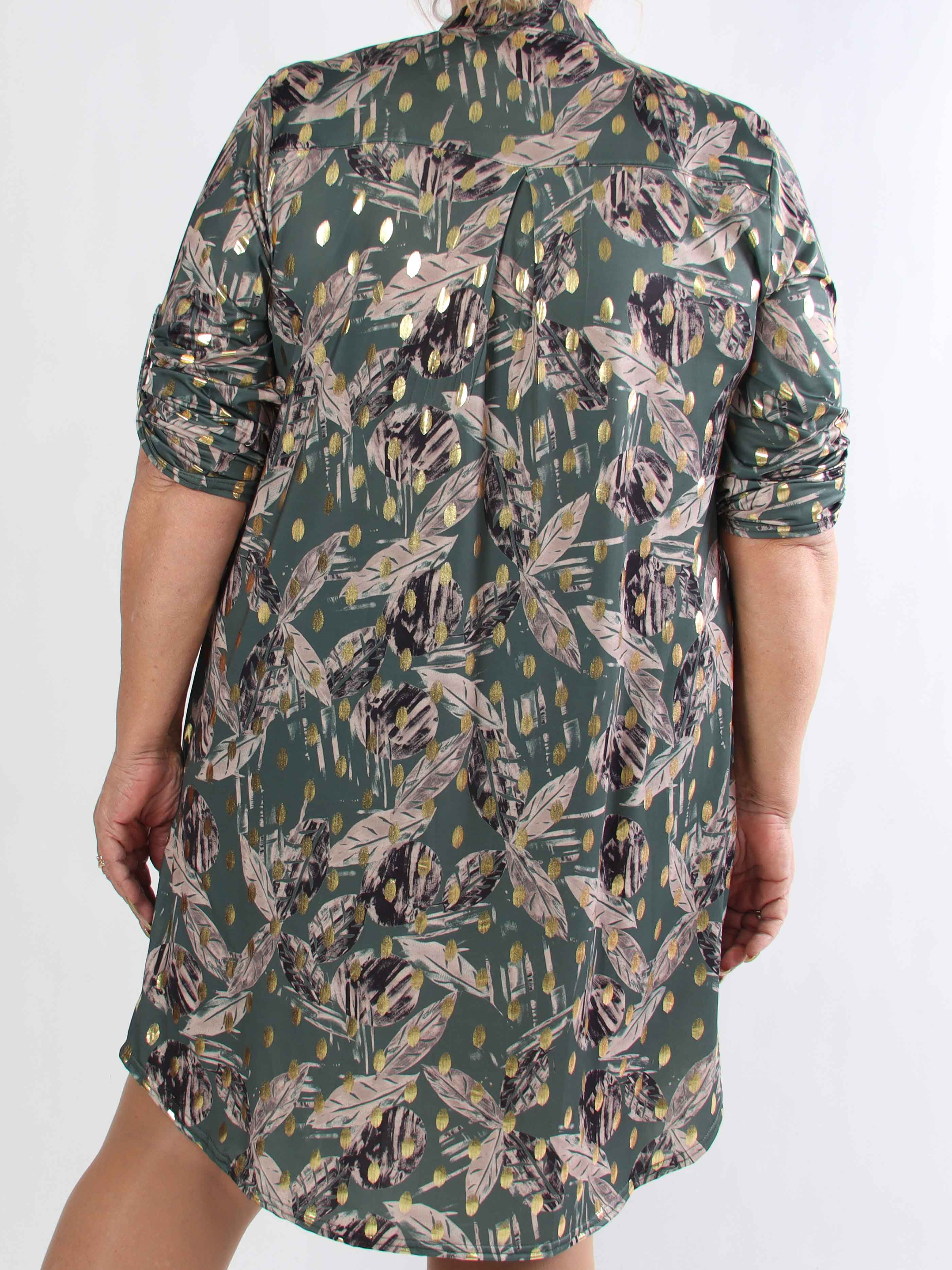 Ebba Leaf Long - Elastisk plus size kjole med bladmønster og guld dutter