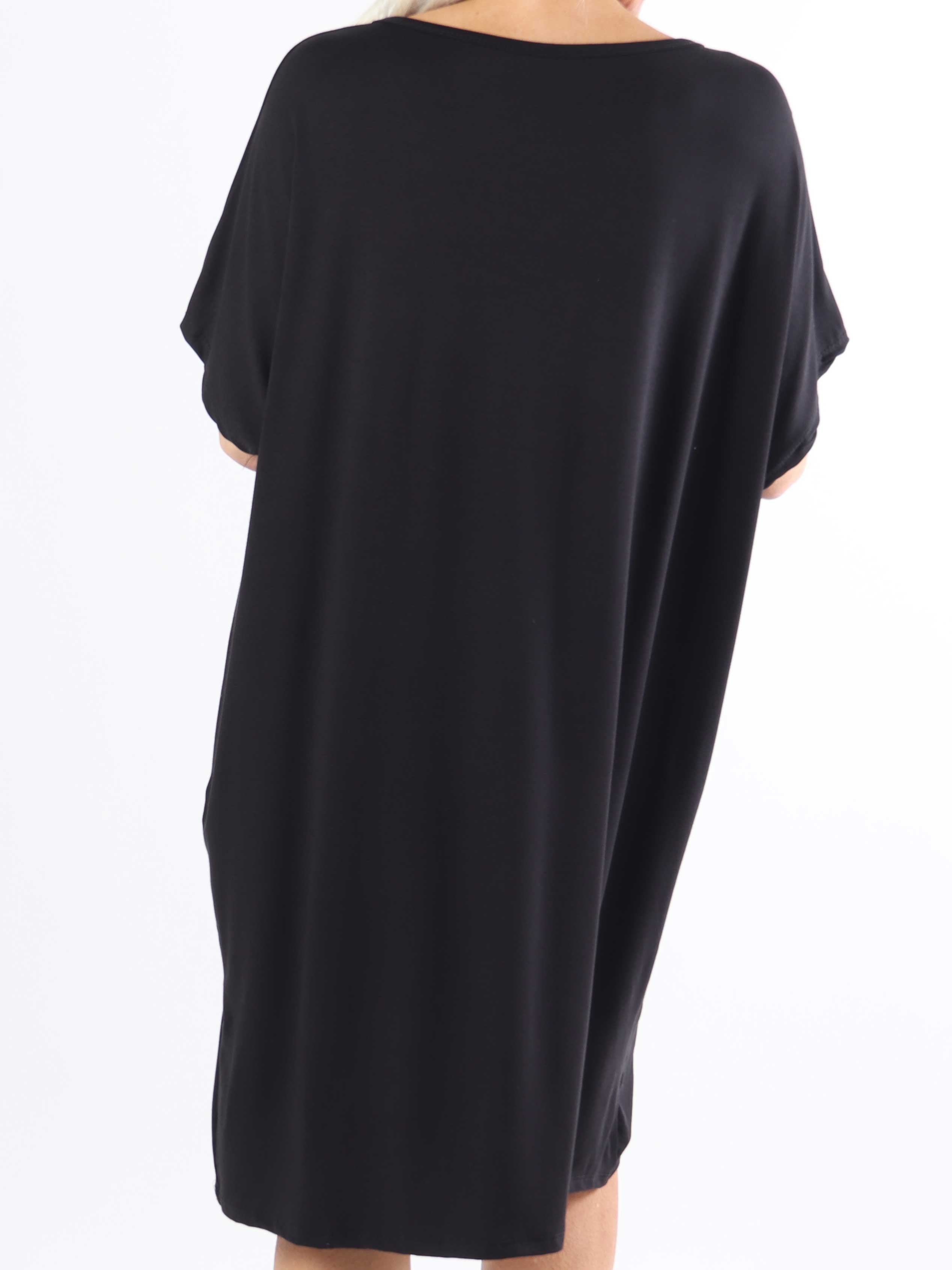 Edina - Plus size t-shirtklänning i viskosblandning med tryck