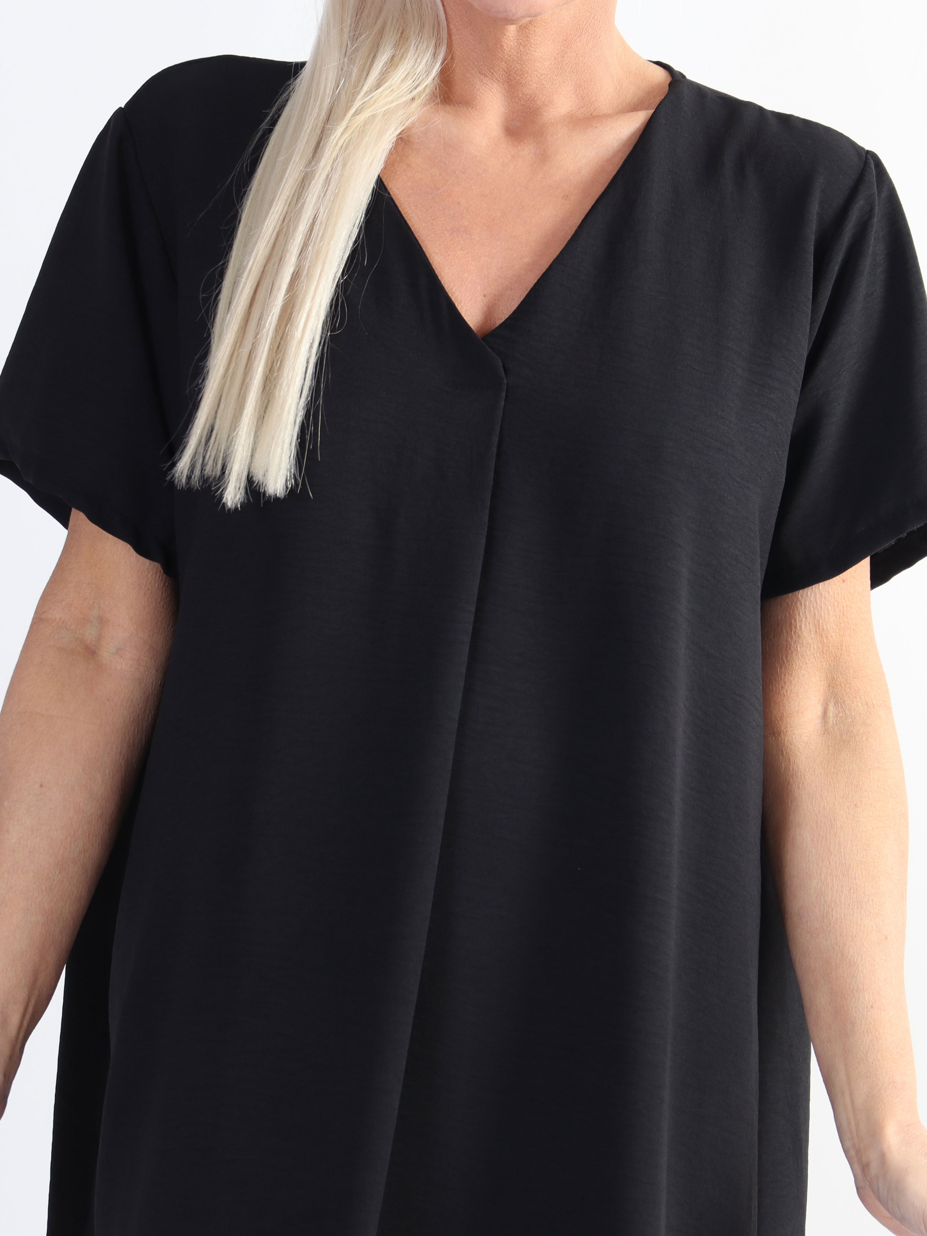 Eldina - Lätt enfärgad tunikaklänning i stora storlekar