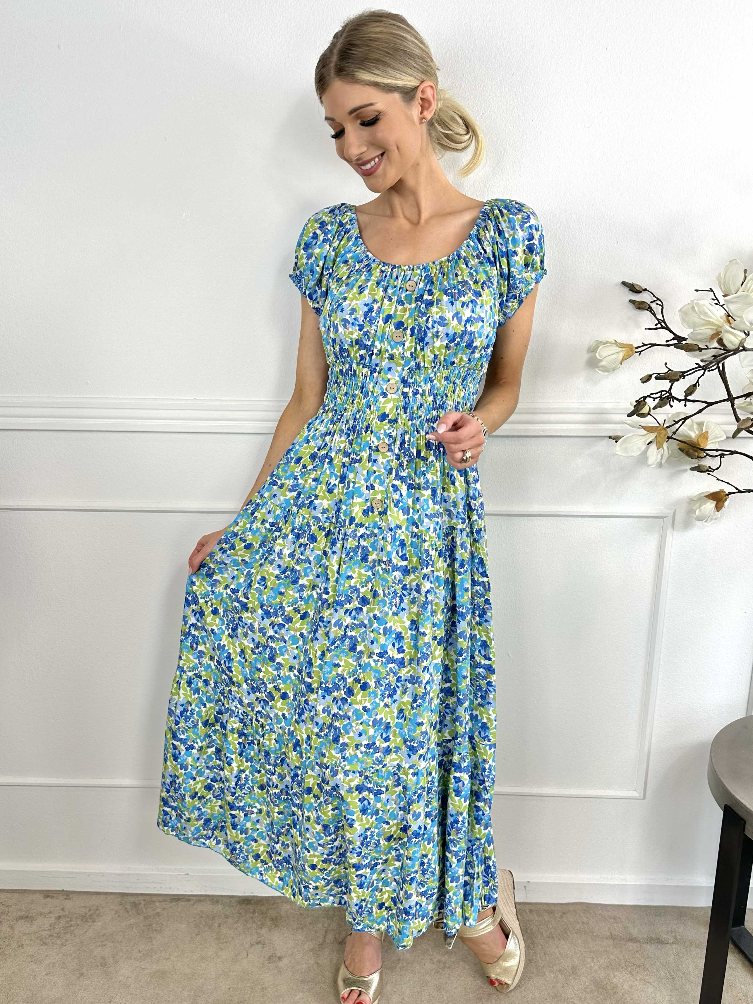 Elise Art - Lång mönstrad klänning med smock och träknappar