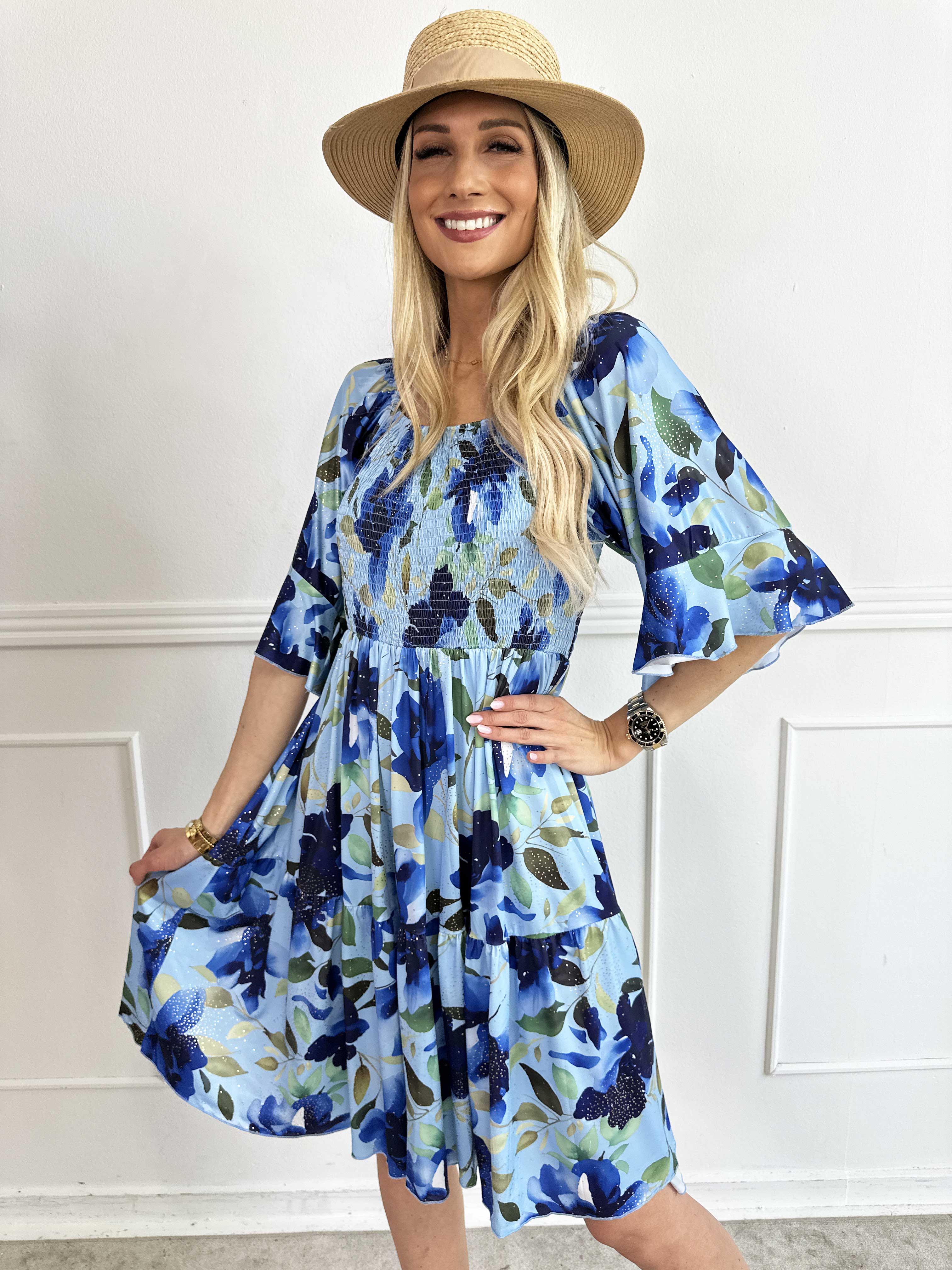 Elna Fiore Short - Blommig elastisk klänning med smock över bysten