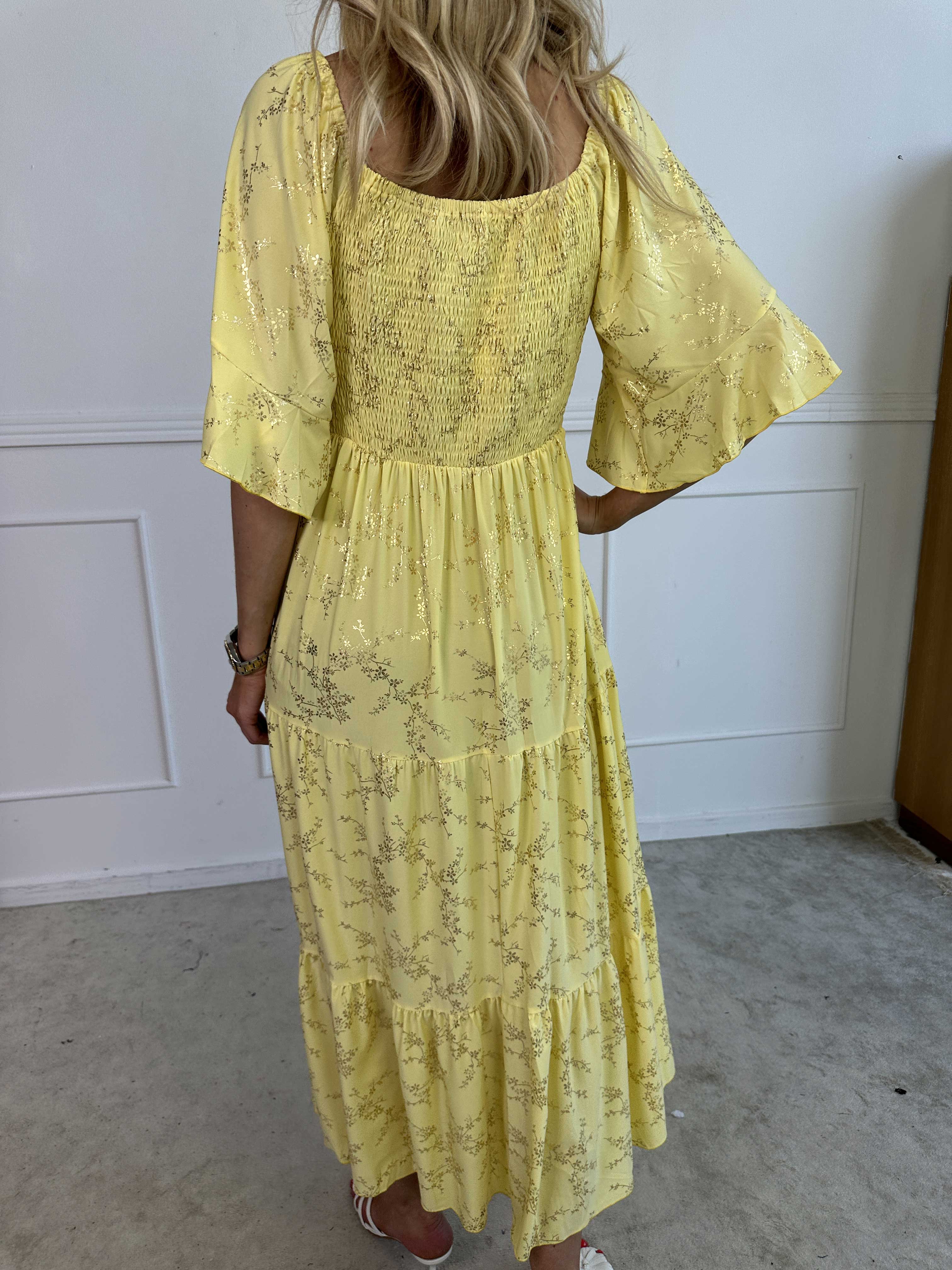 Elna Gold - Enfärgad elastisk klänning med resår och guldmönster