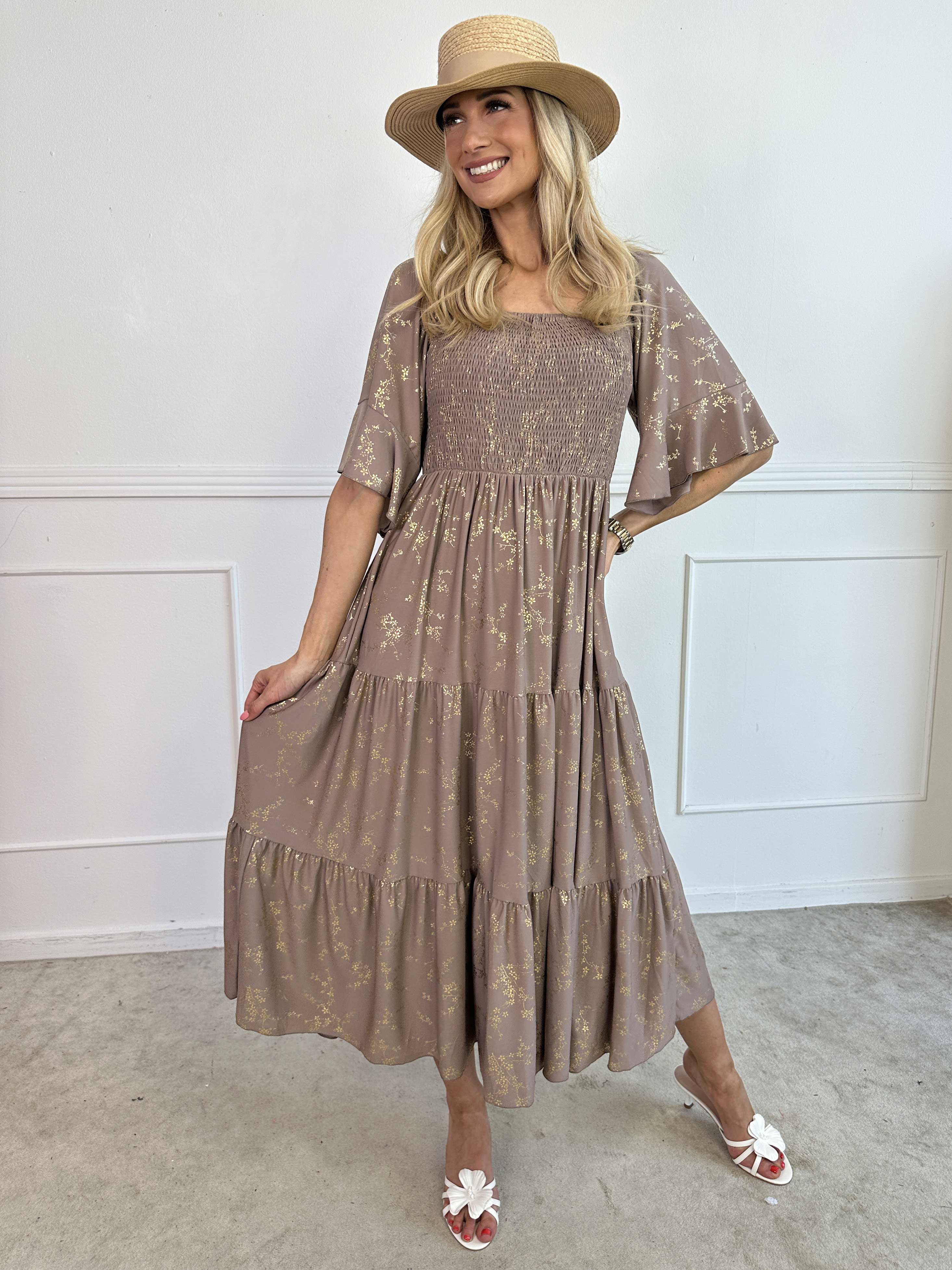 Elna Gold - Enfärgad elastisk klänning med resår och guldmönster