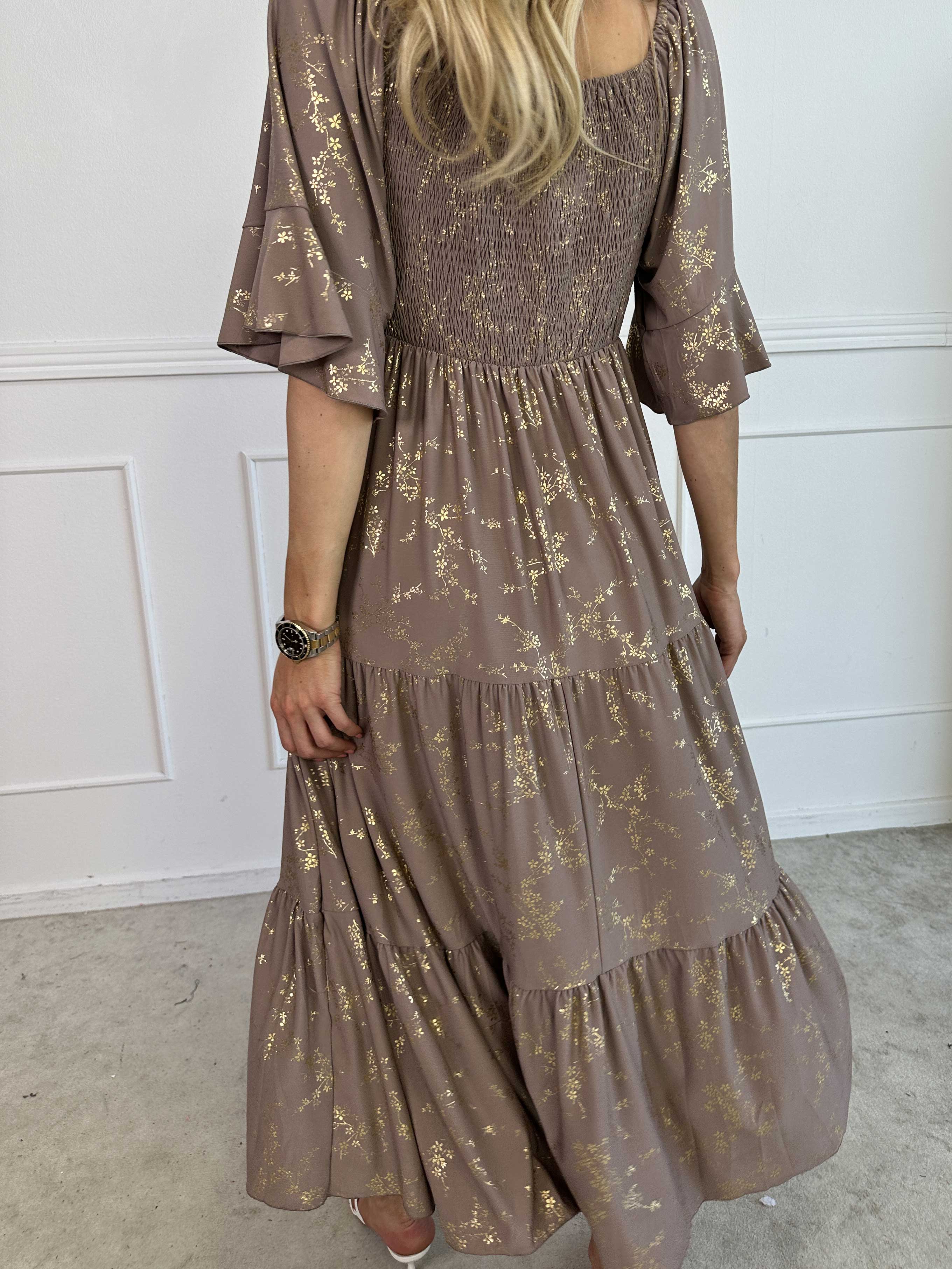 Elna Gold - Enfärgad elastisk klänning med resår och guldmönster