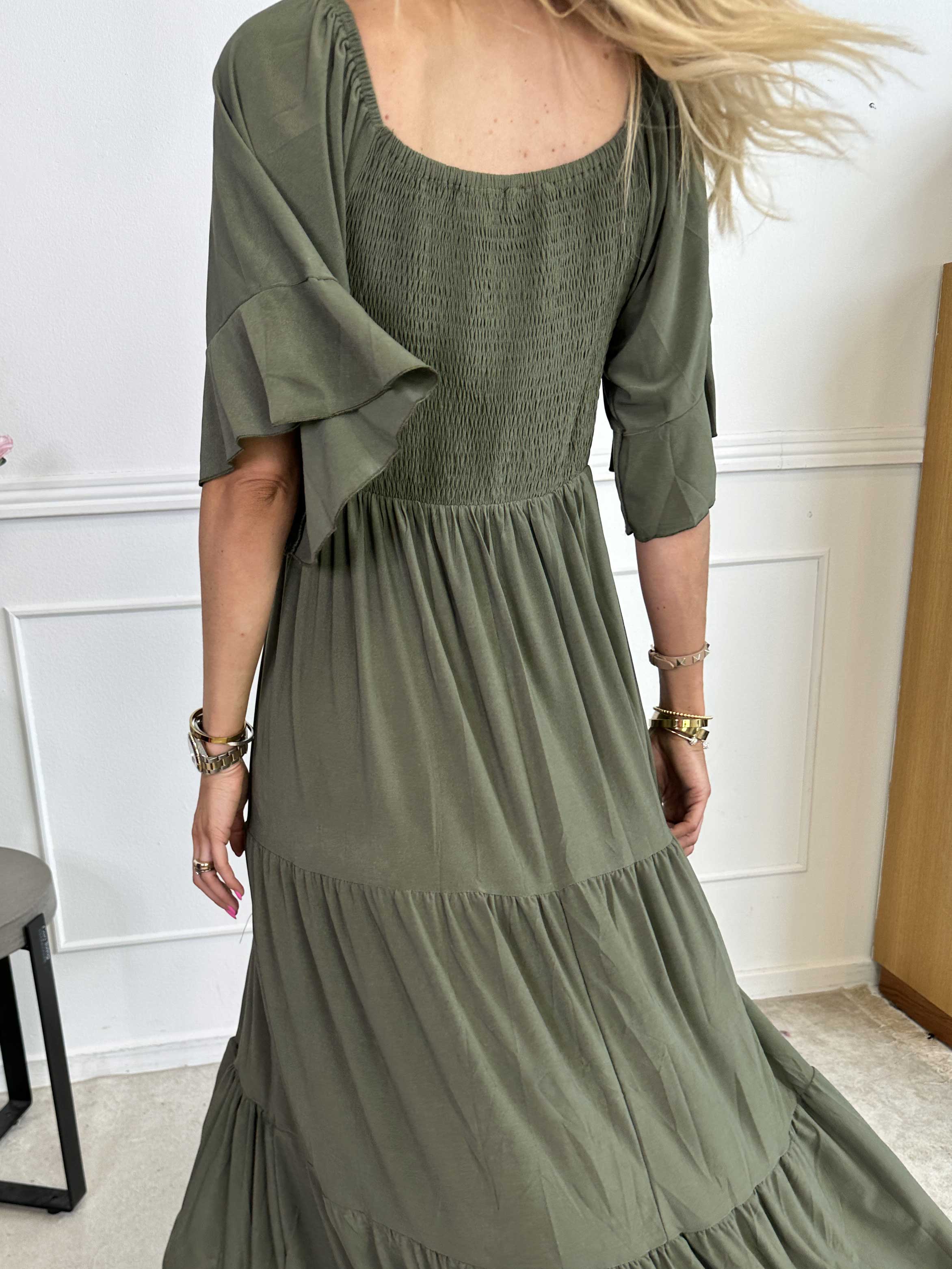 Elna Plain - Lång elastisk plain klänning med resår över bysten