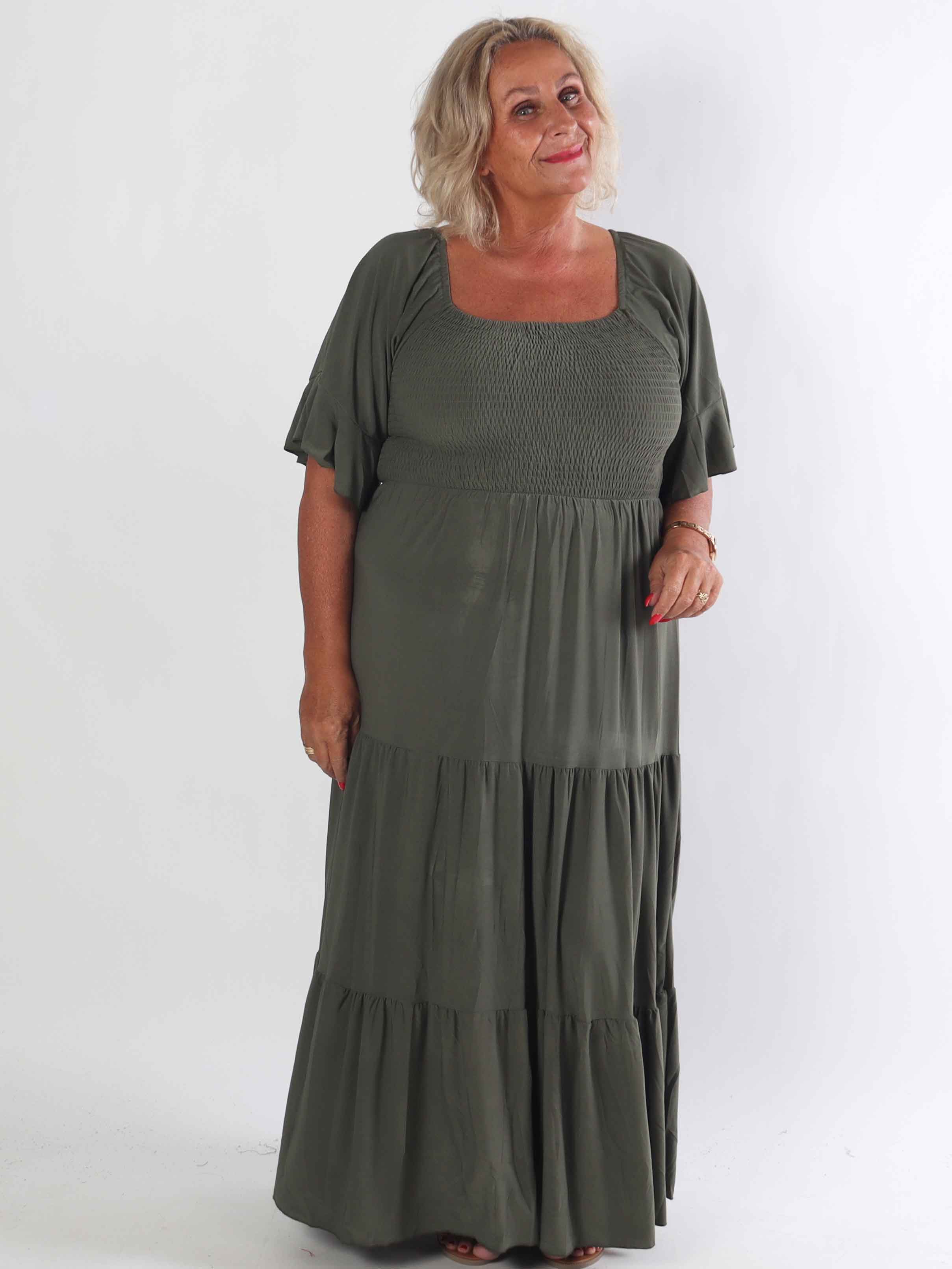 Elna Plain - Elastisk plain plus size klänning med resår över bystet