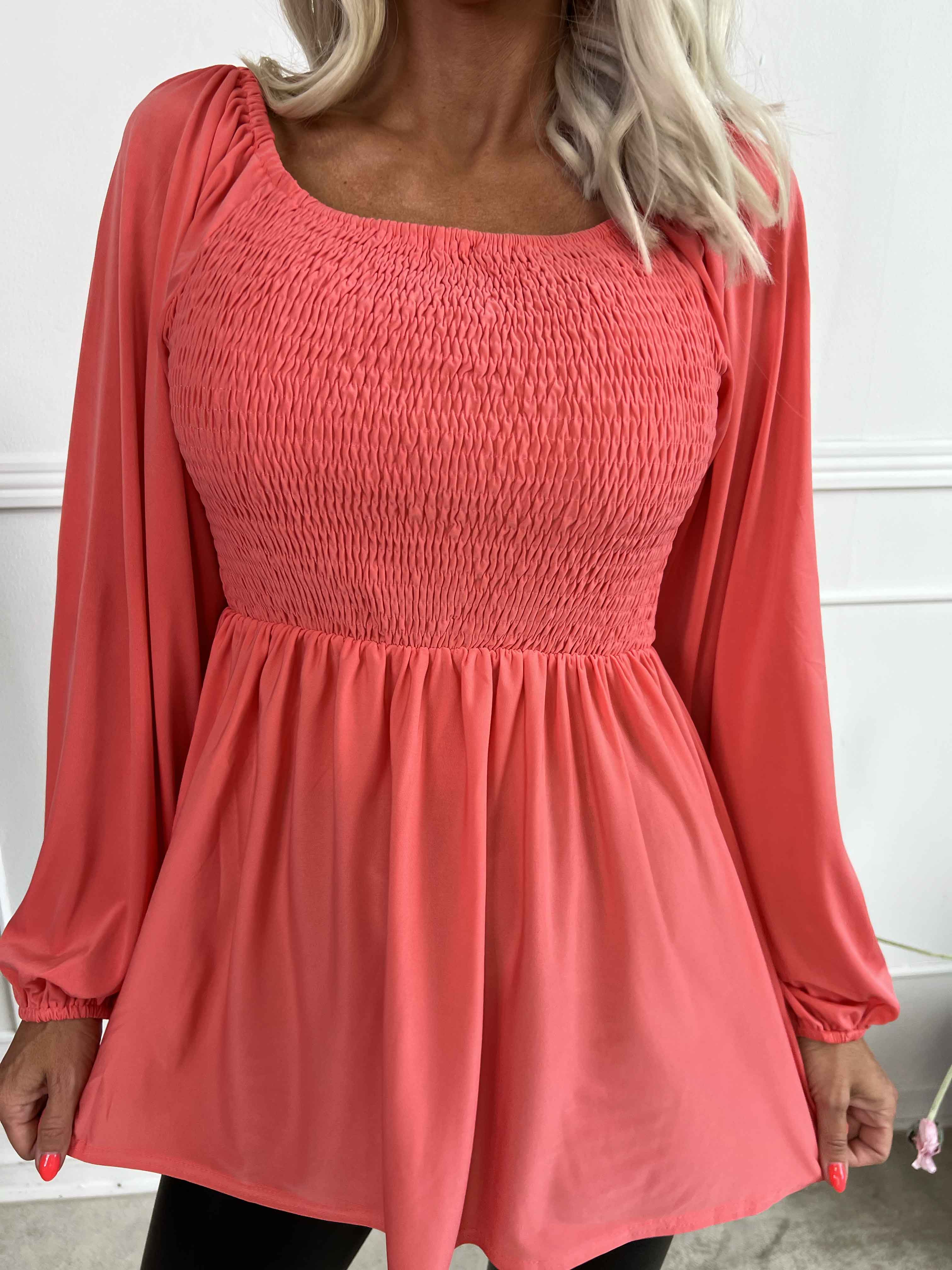 Elna Plain Shirt L/S - Elastisk blus med smock över bysten