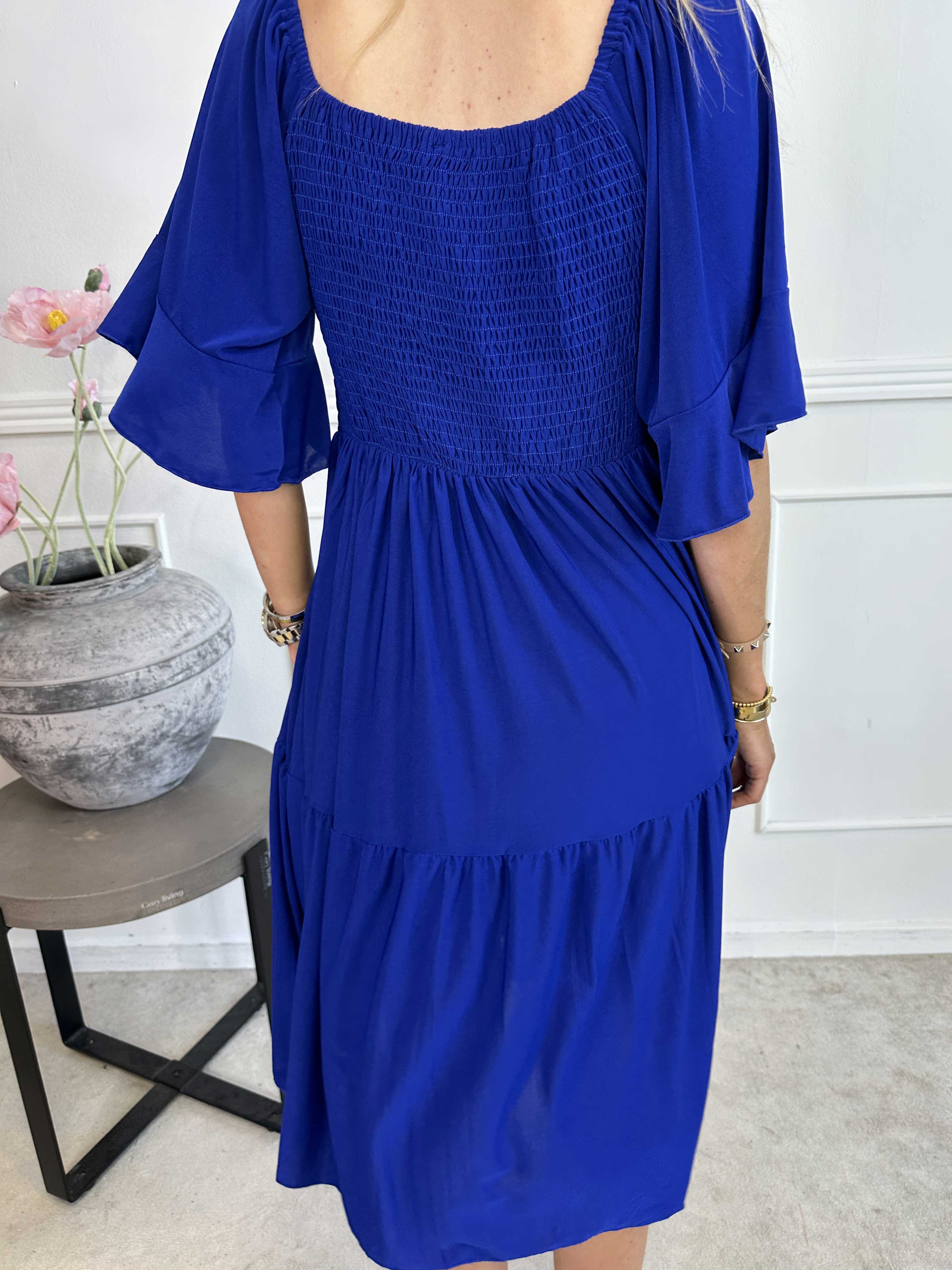 Elna Plain Short - Elastisk plain klänning med resår över bysten