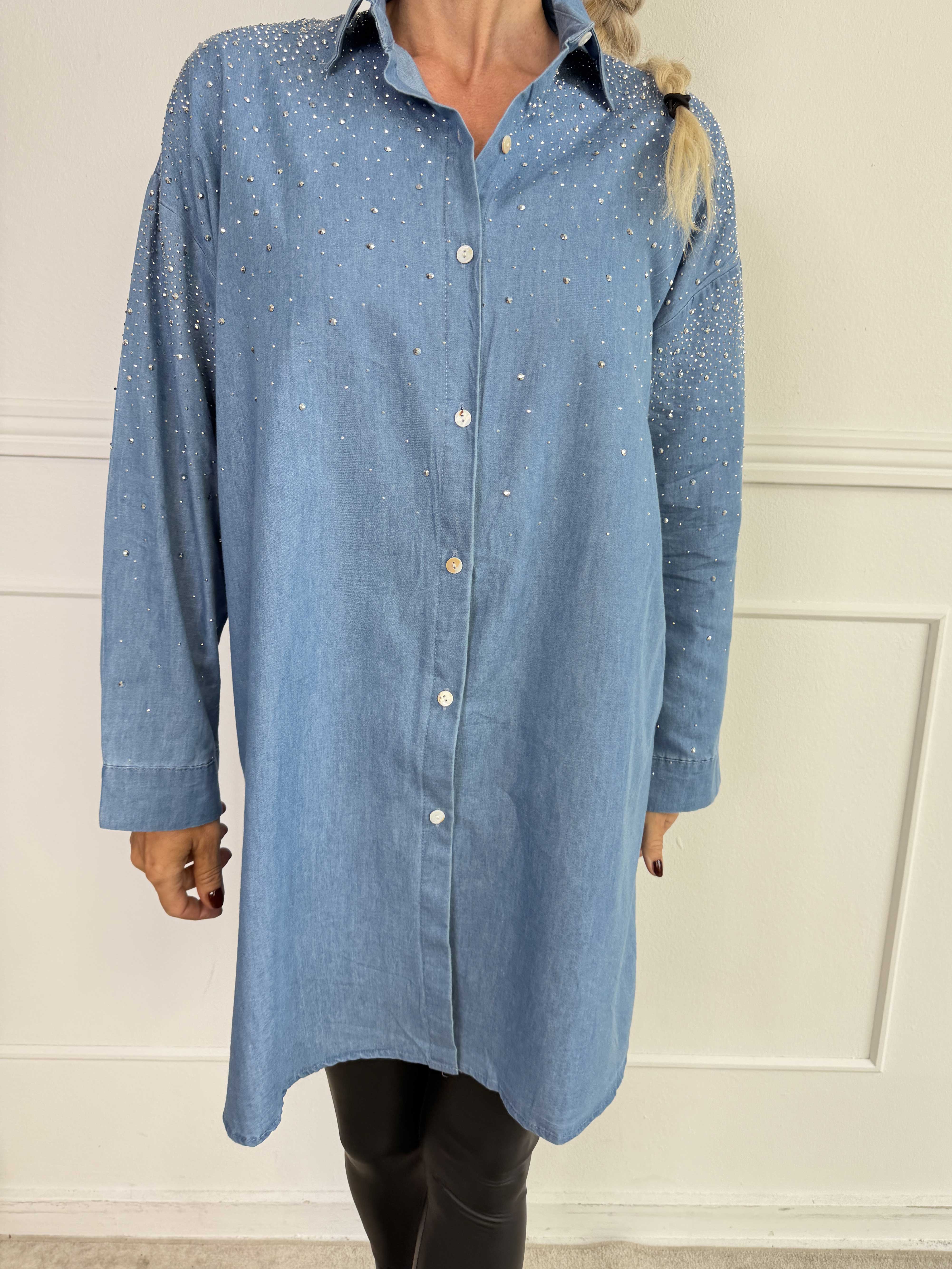 Emmie - Skjortklänning i denimlook med glittrande strass upptill