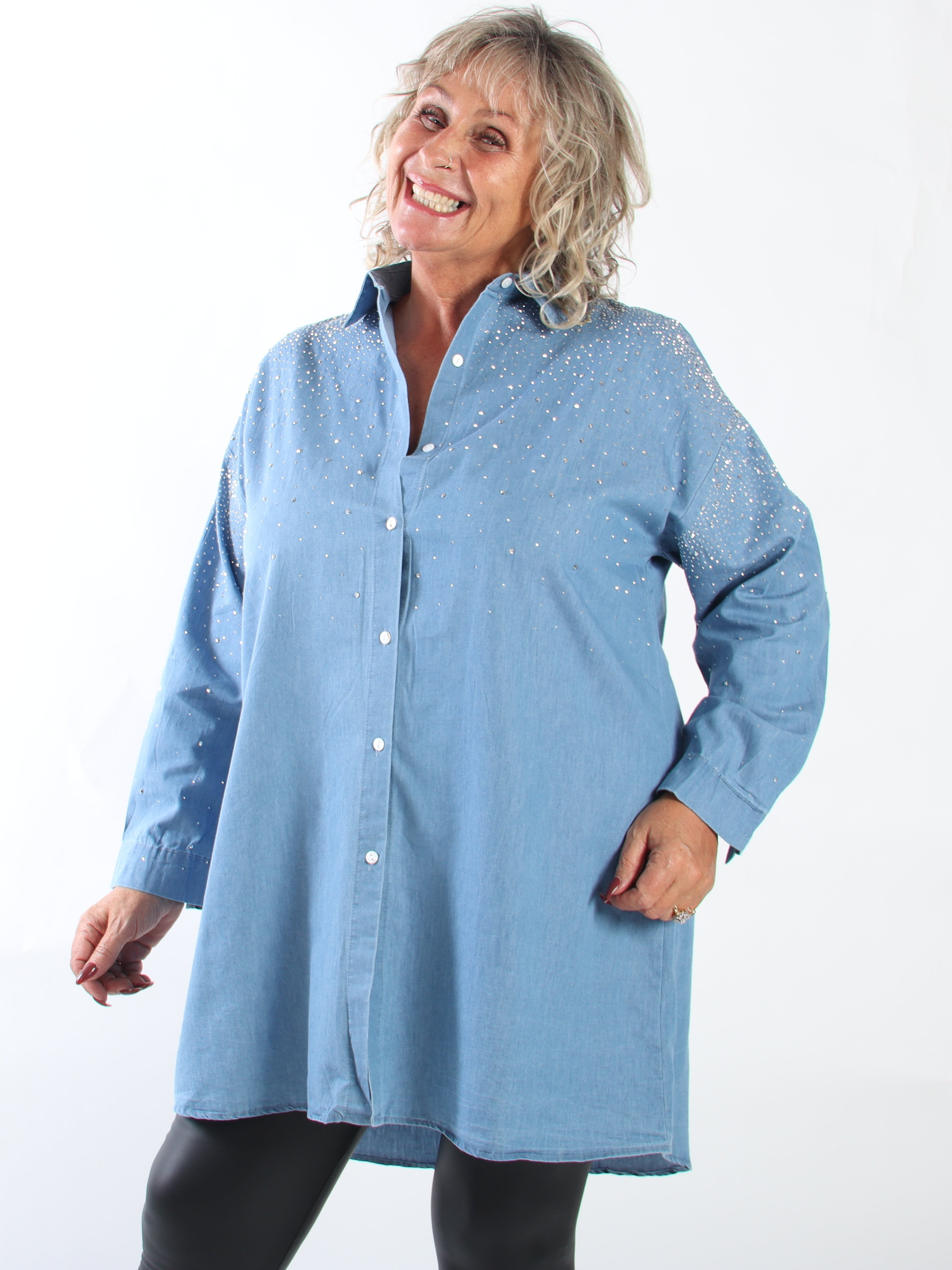 Emmie - Skjortklänning i denimlook med glittrande strass upptill