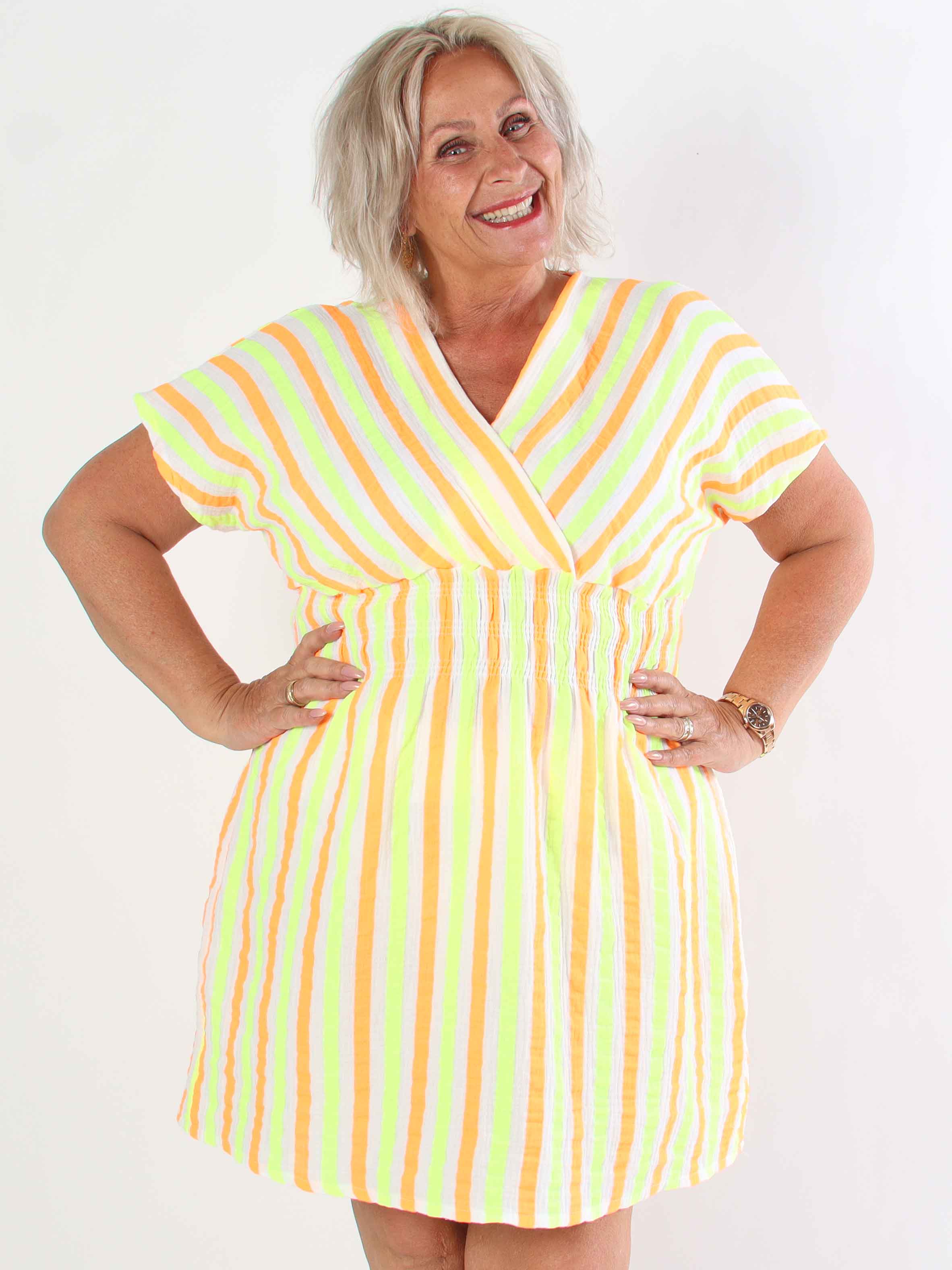 Eris - Söt randig klänning i bomull med resår