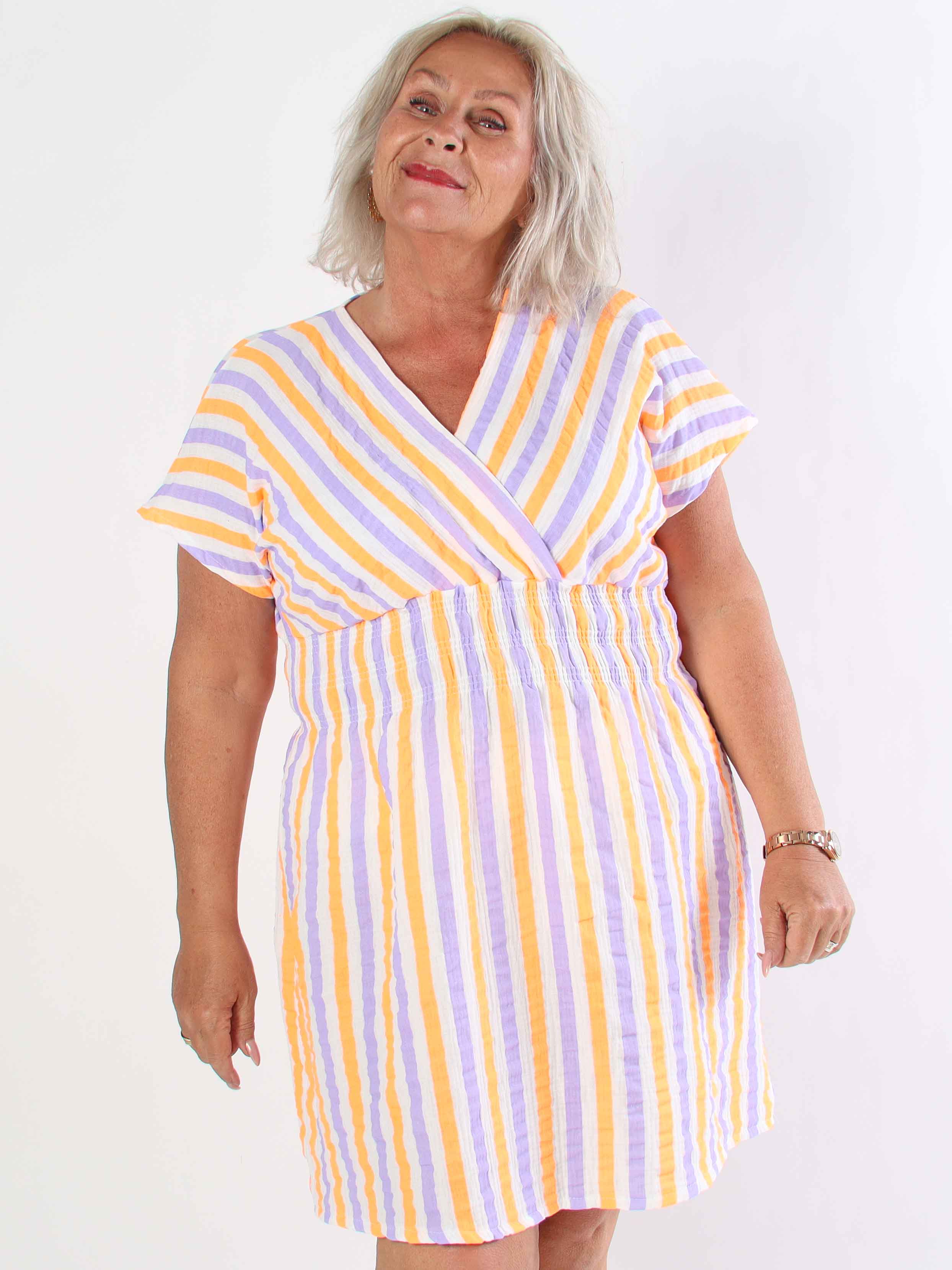 Eris - Söt randig klänning i bomull med resår