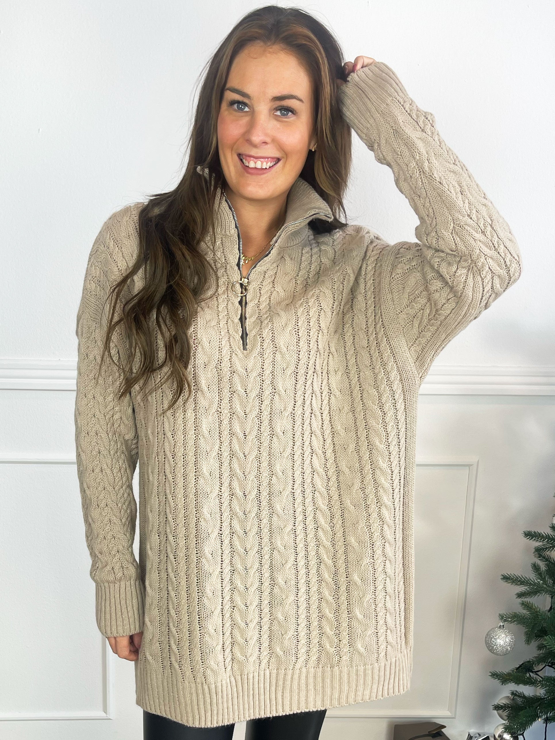 Esly - Kabelstickad tröja med dragkedja