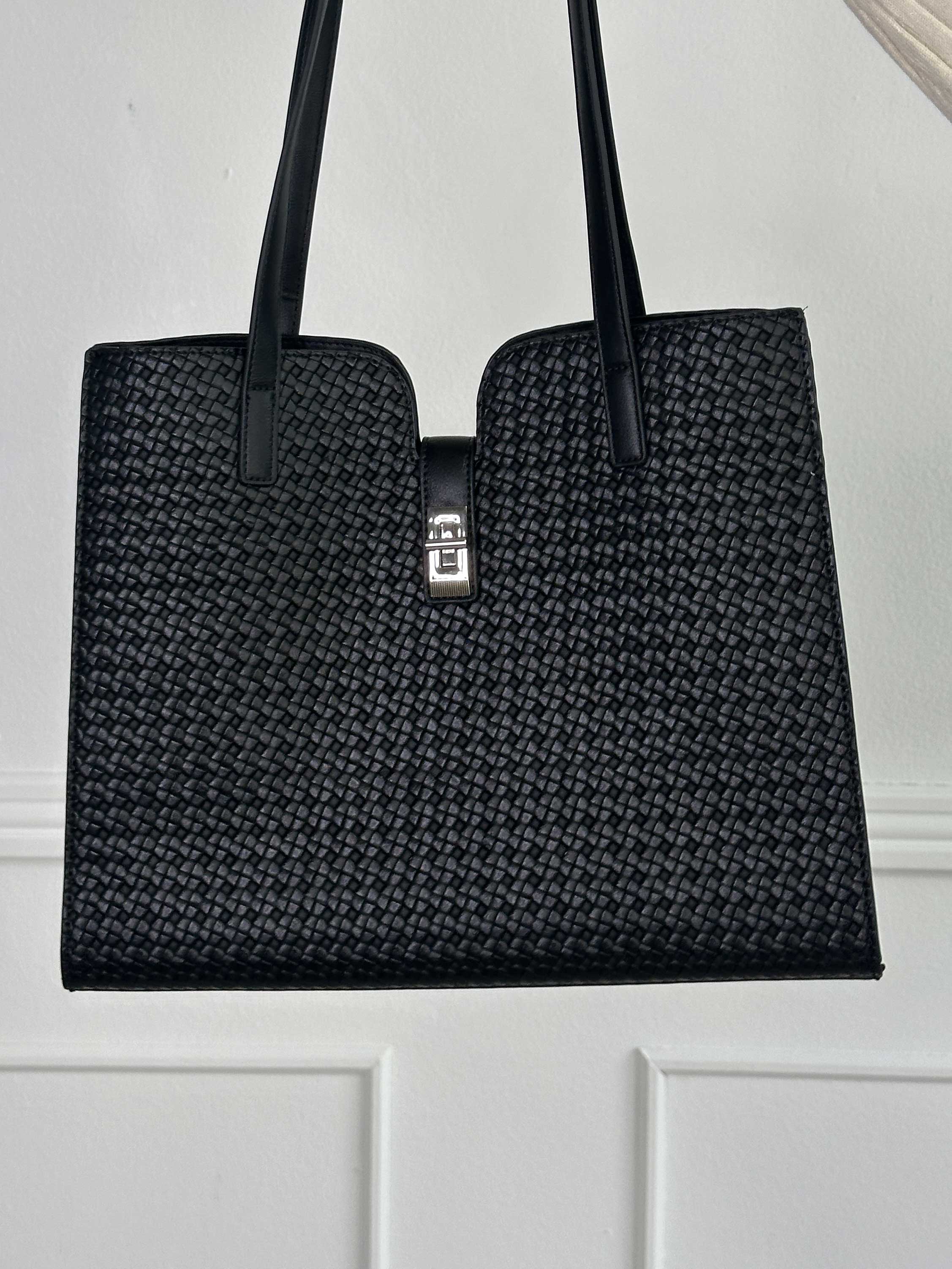 Eudora - Axelväska med silverspänne