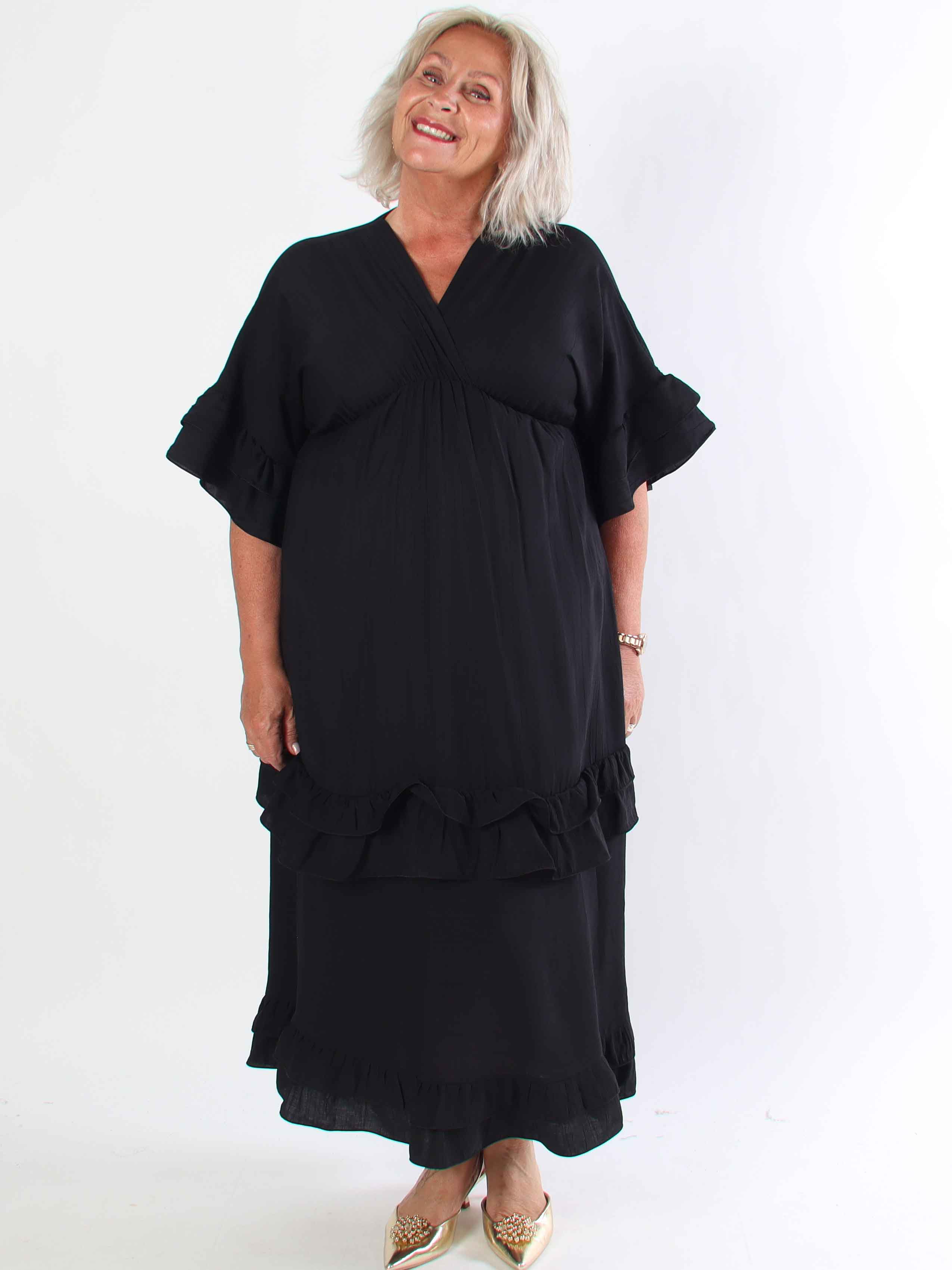 Europe - Lång plus size klänning i viskos med volangdetaljer