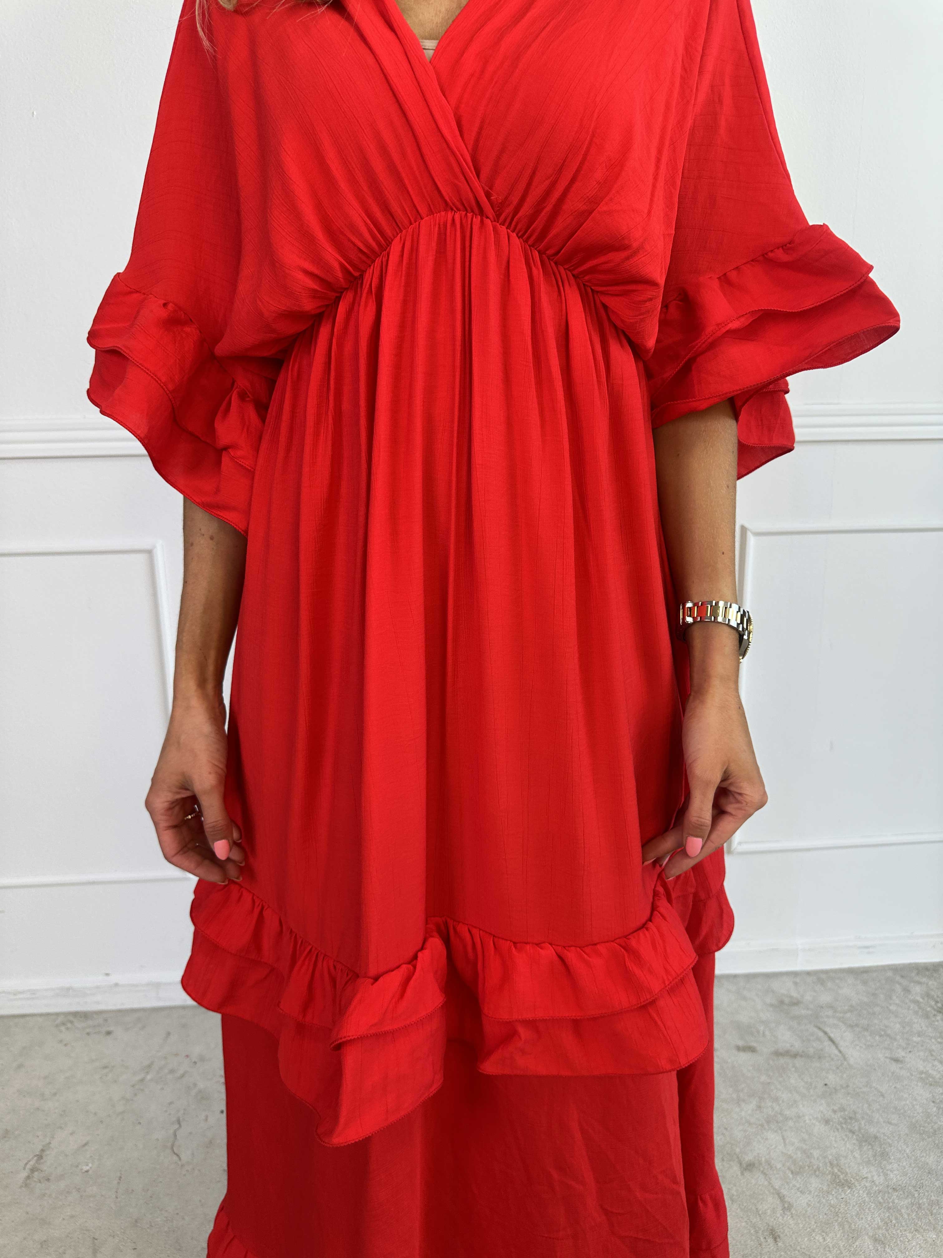 Europe - Söt långklänning i viskos med volangdetaljer