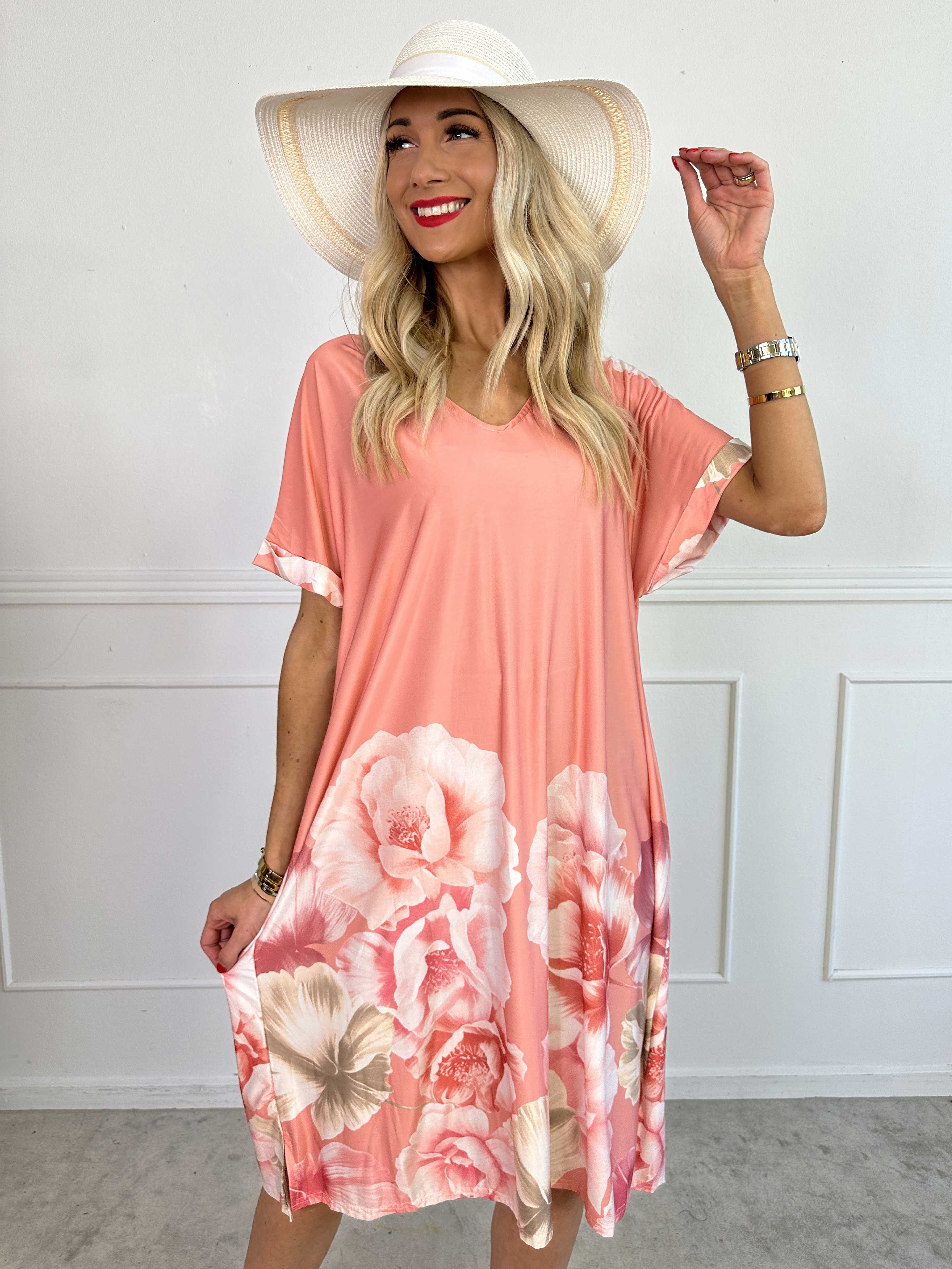 Evie Peony - Lös tunikaklänning i elastiskt tyg med blomstermönster