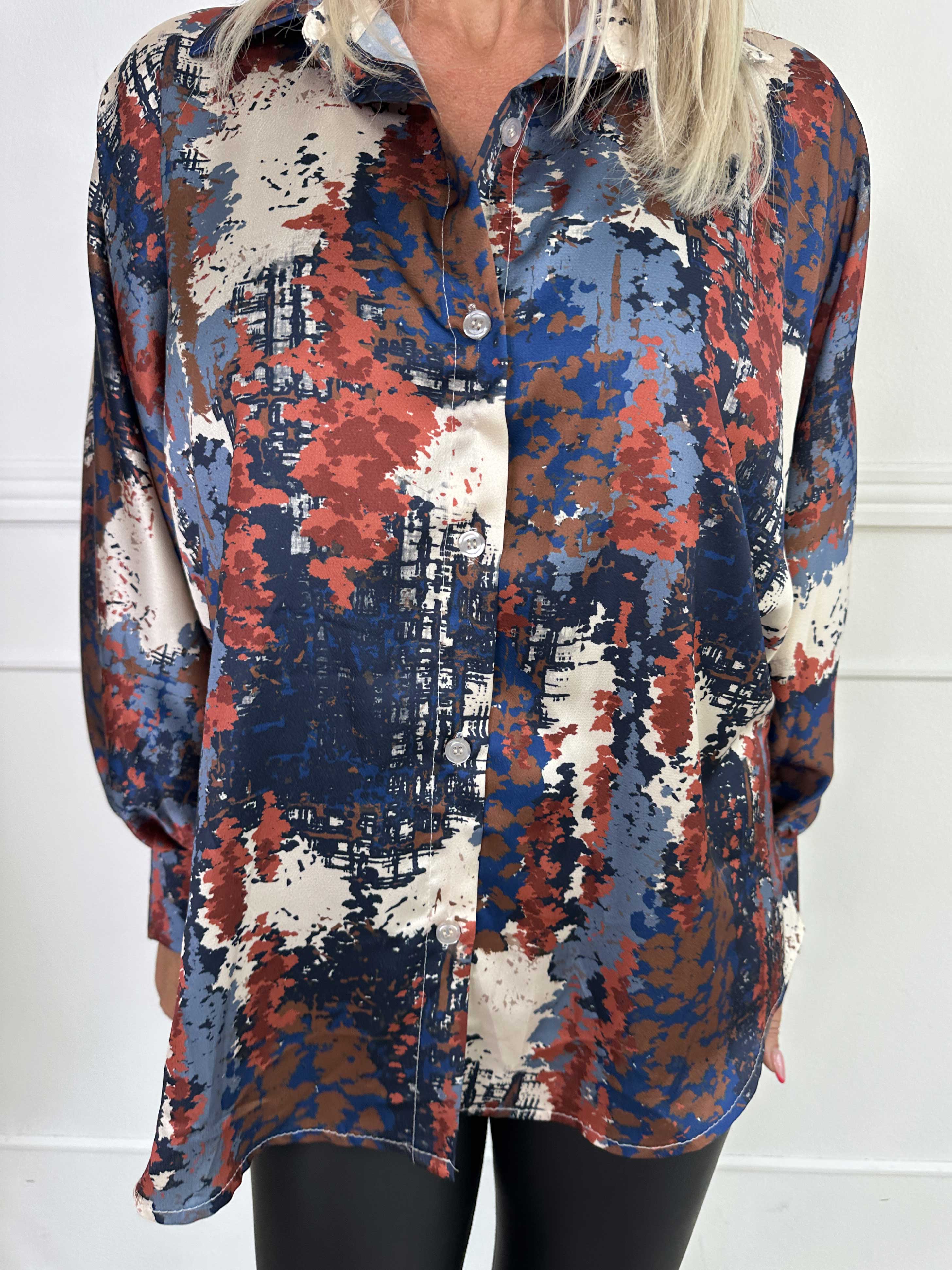 Feliciti Batik - Flerfärgad skjorta med fladdermusärmar