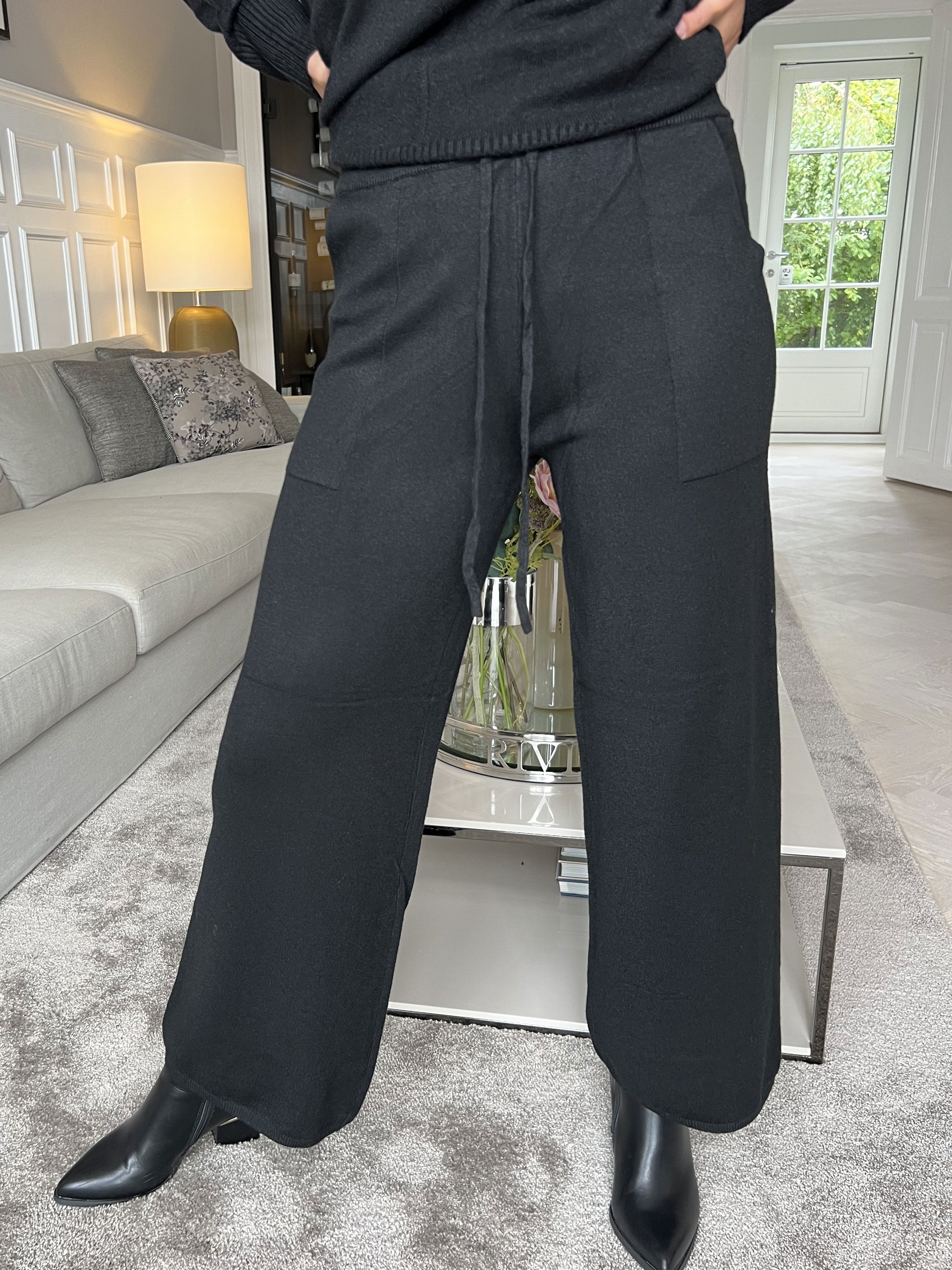 Feodora - Mjukt stickat set