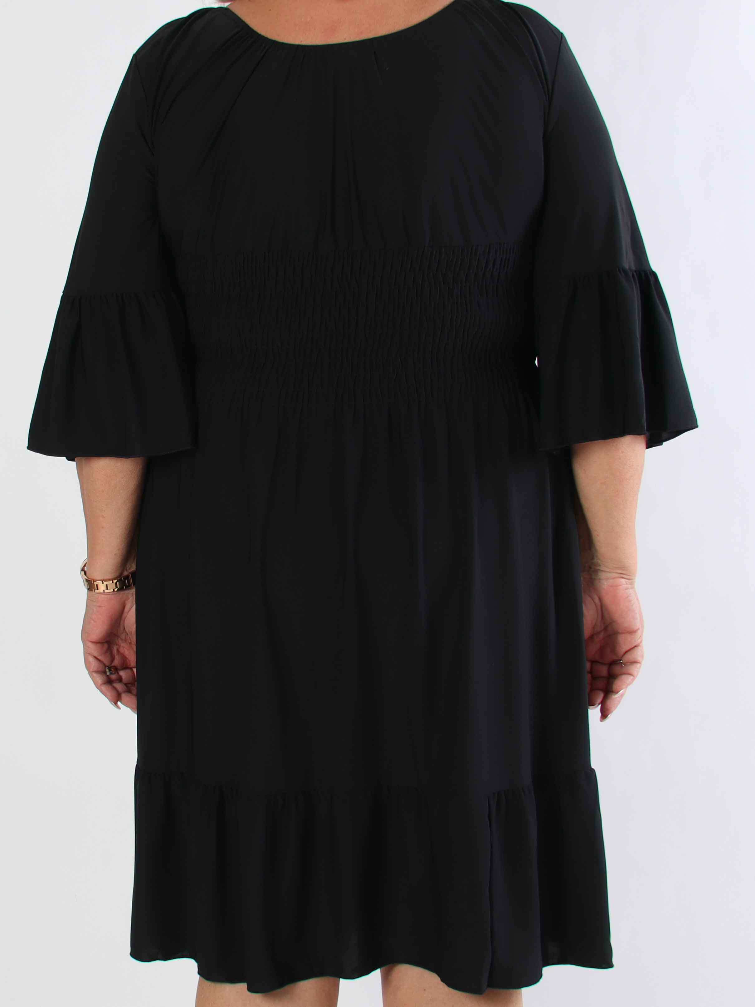 Flora Plain - Elastisk plus size klänning med resår och volang på ärmen