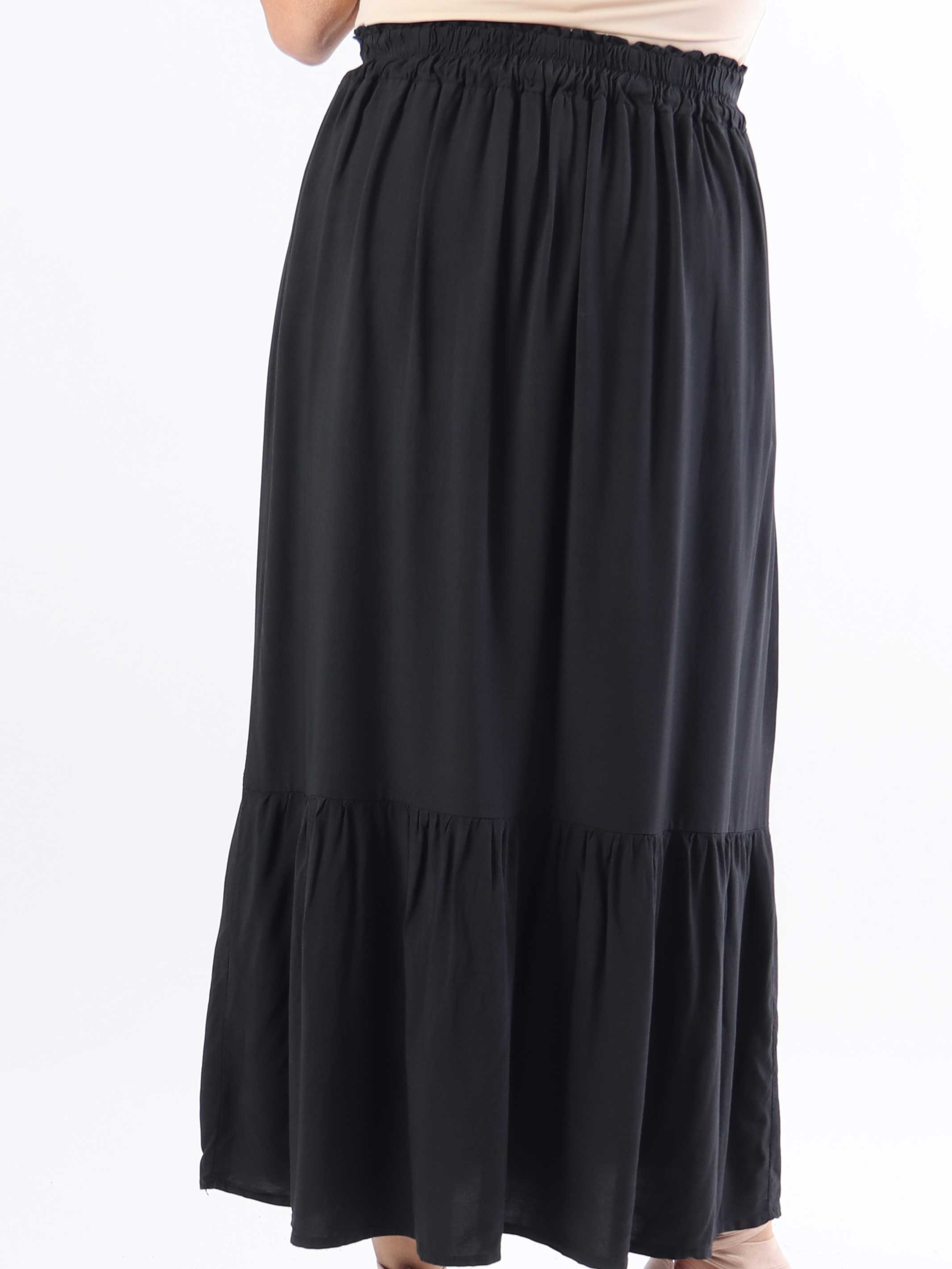 Florida - Söt plus size kjol i viskos med volang i nederkanten