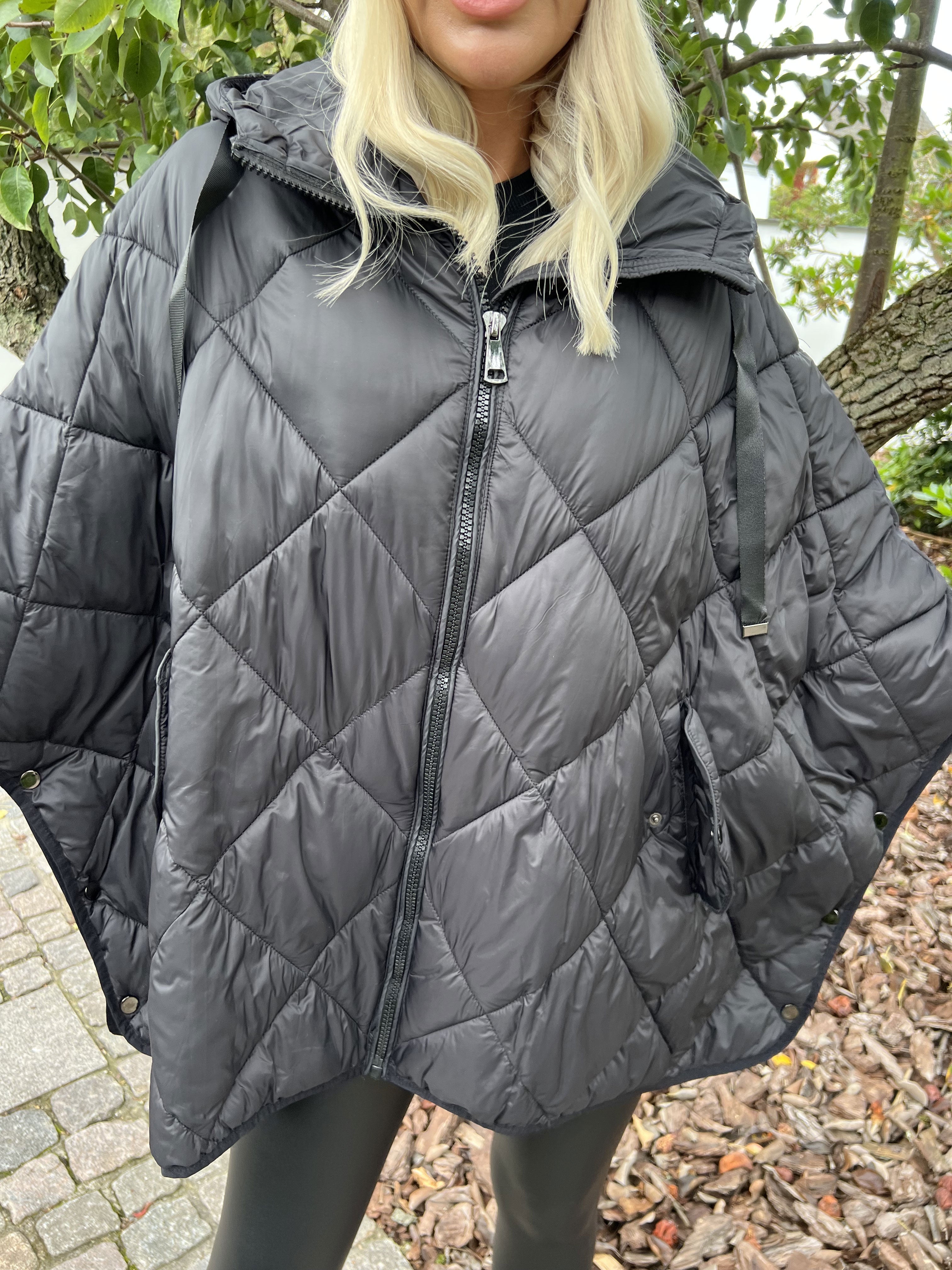 Floriza - Kort dunjacka i oversized passform