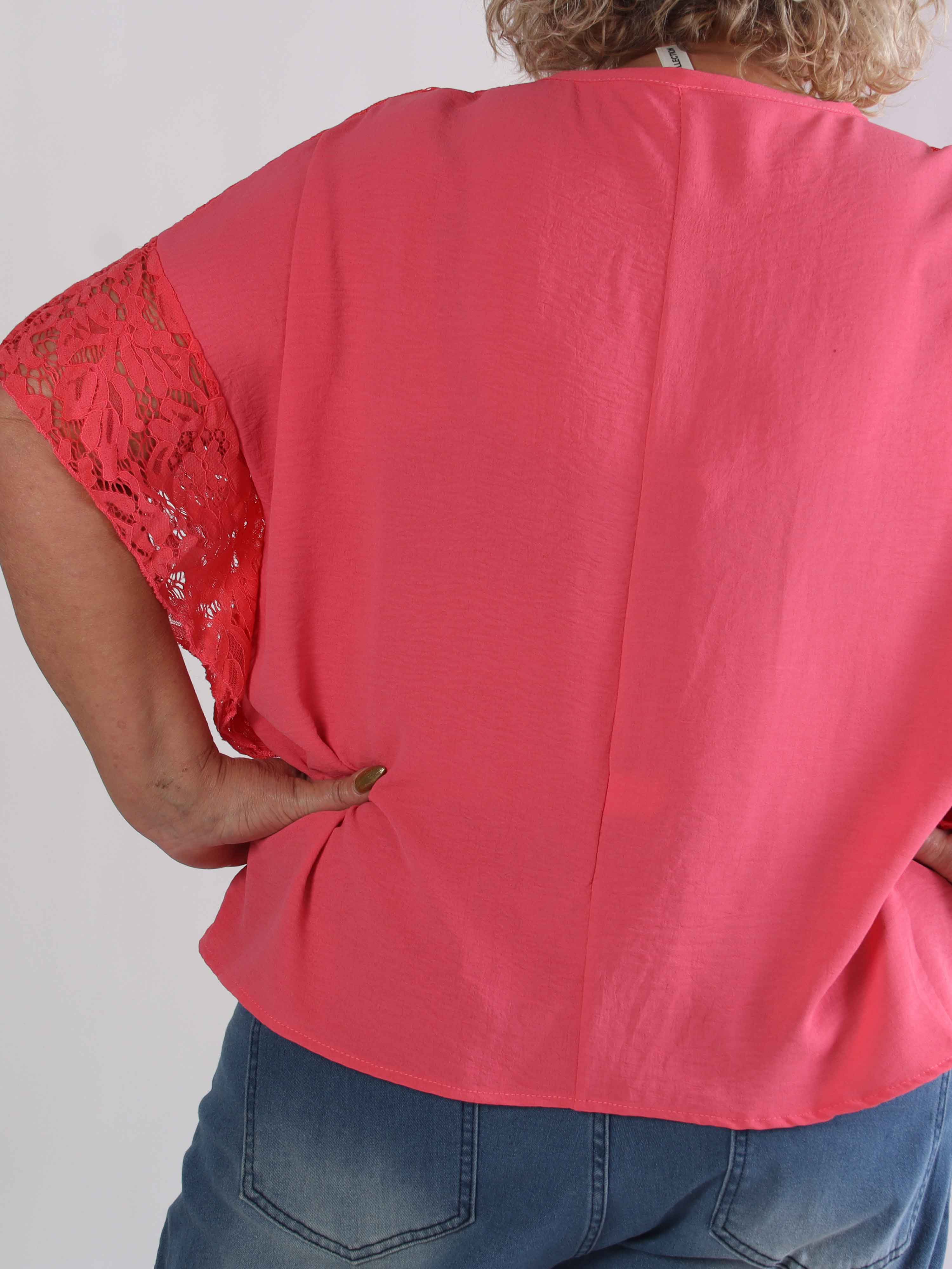 Frazzine Shirt - Plus size tunika i løs pasform med blondekant ved ærmerne