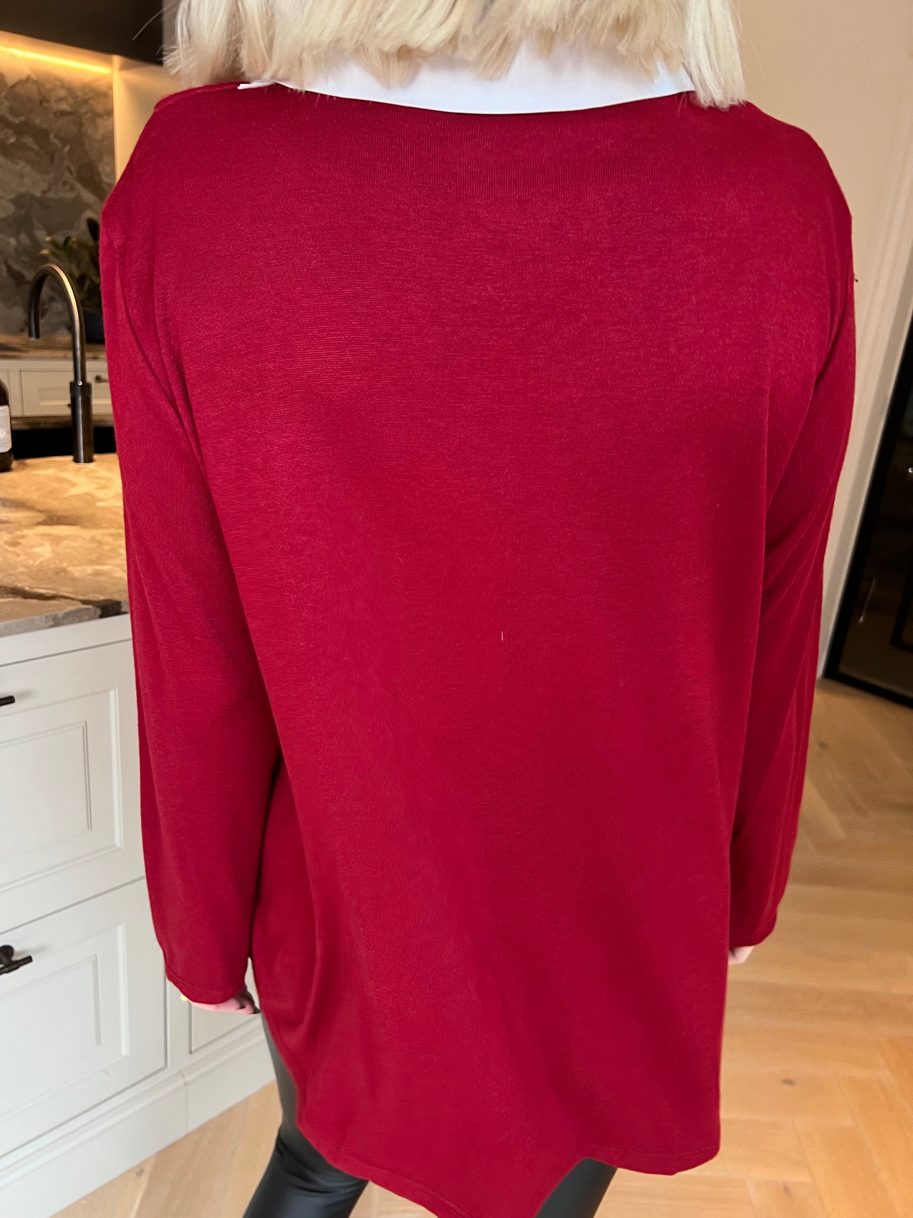 Gabriella - Blus i mjuk viskos med en fin vit skjortkrage som ger en stilfull look