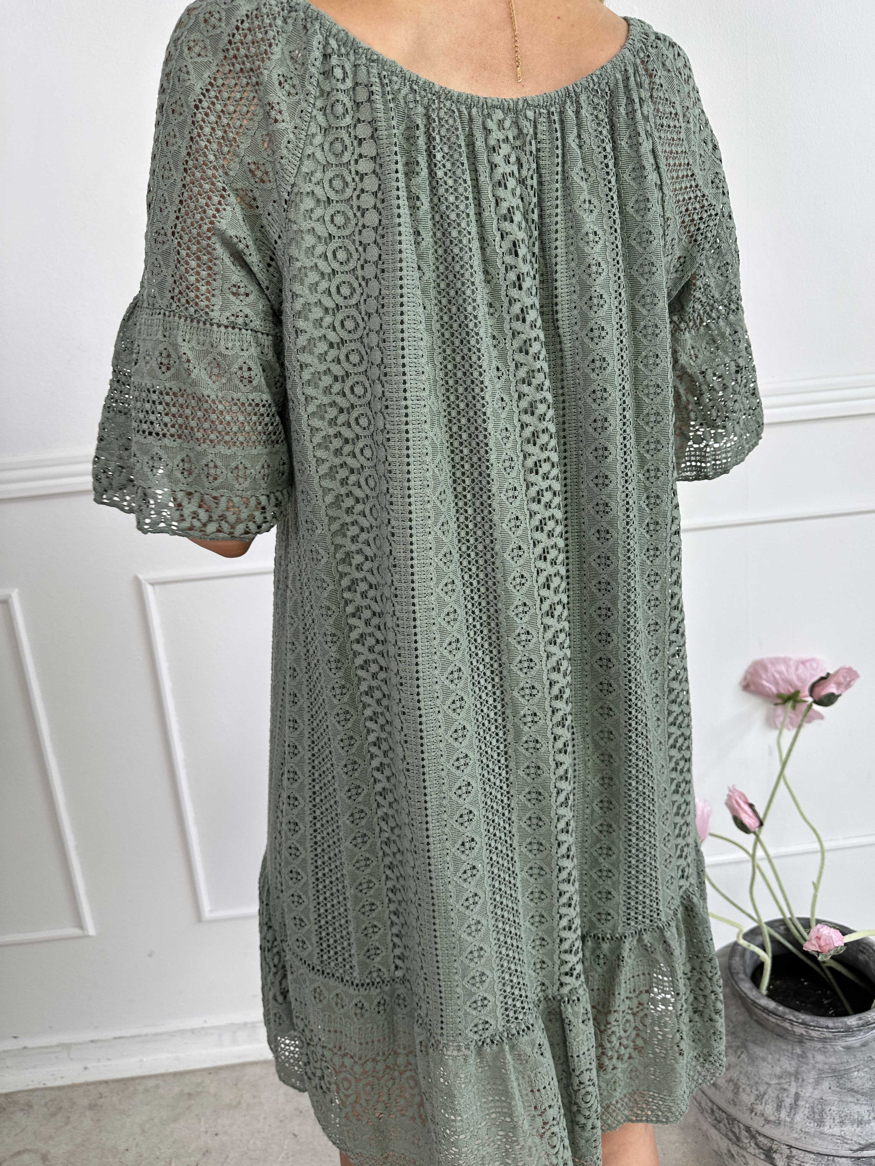 Galateia Sleeves - Klänning i mjuk spets i bomull