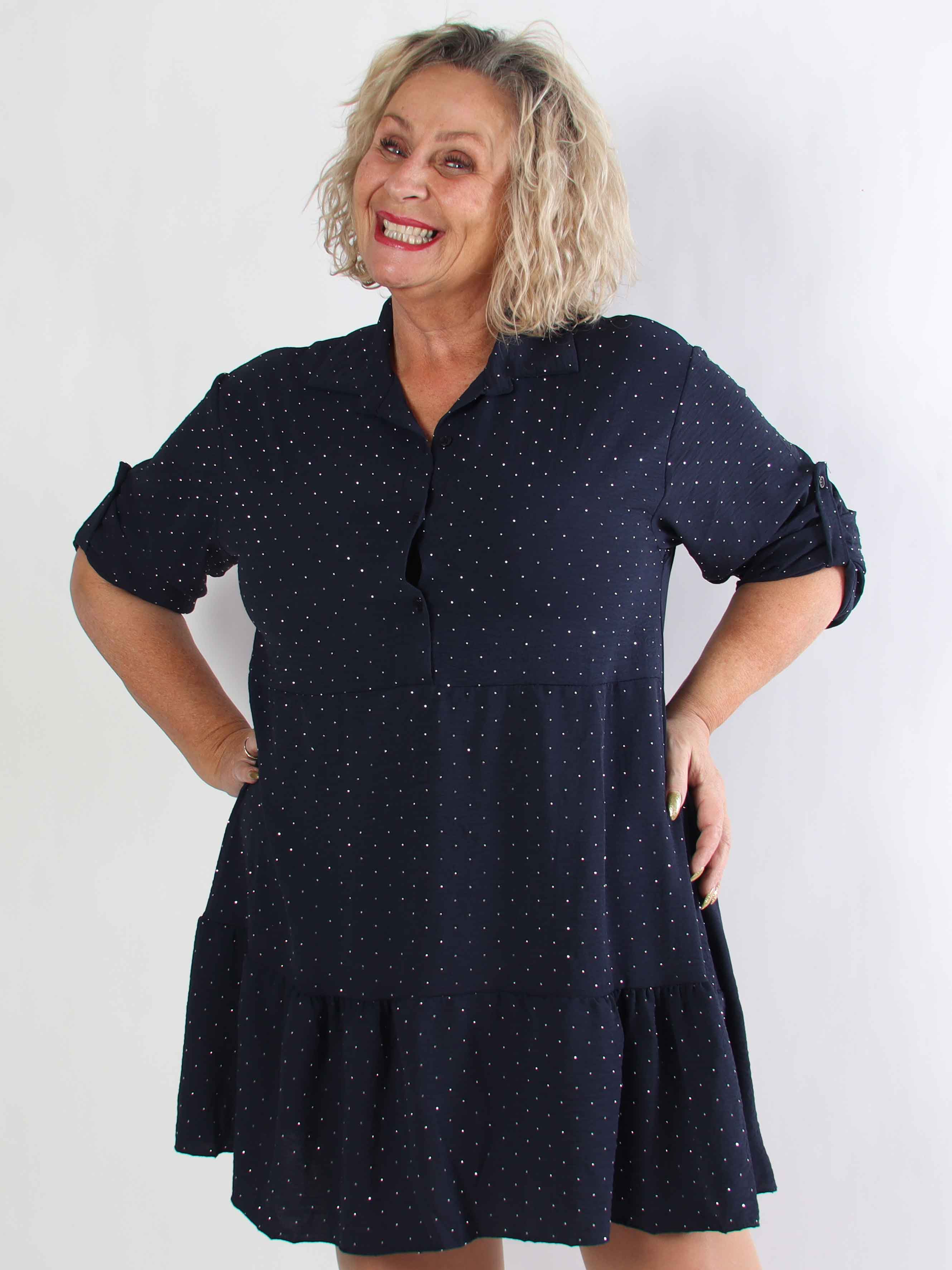 Gissele - Sød plus size kjole i viskose med fine similisten