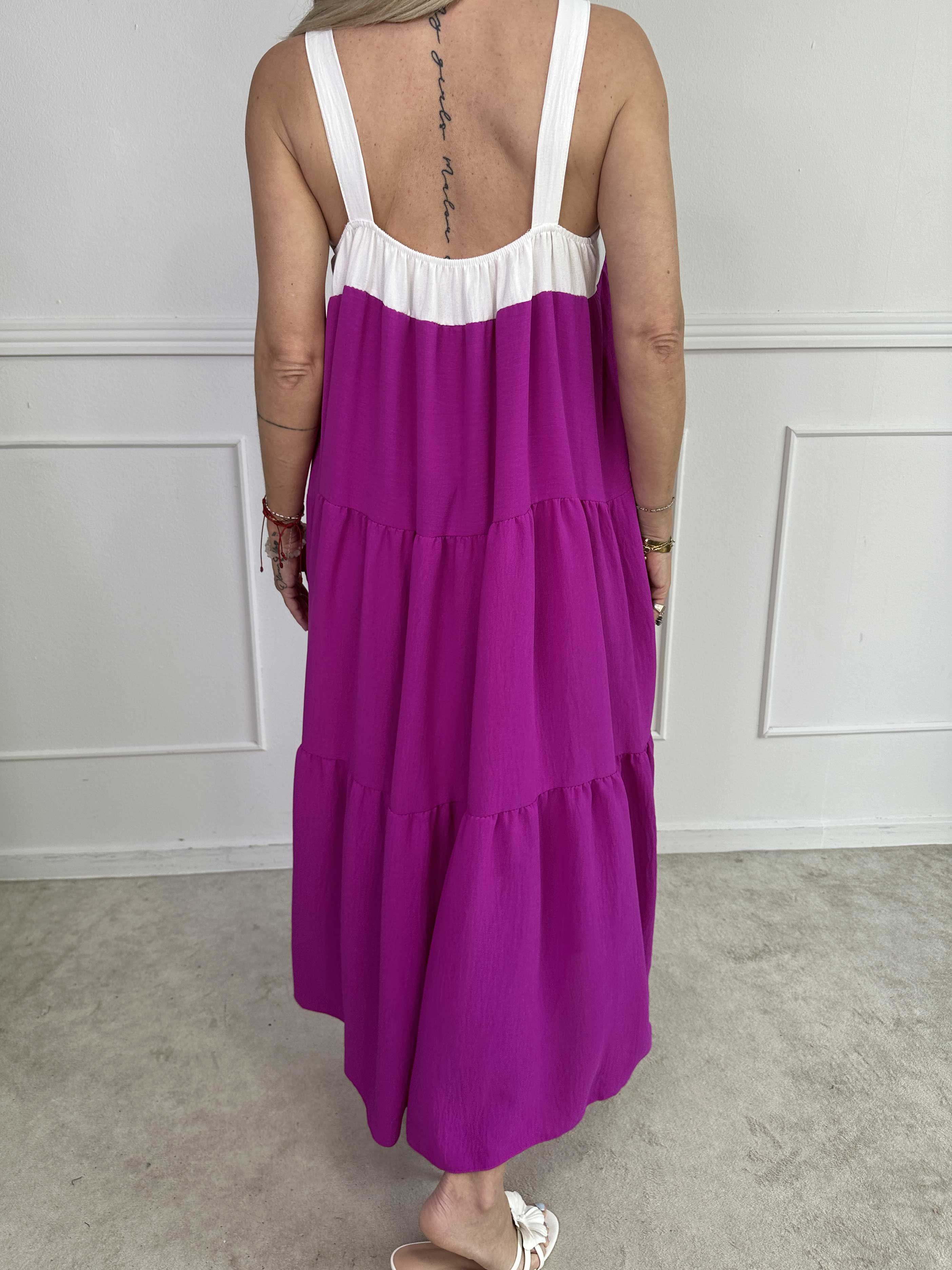 Glenna - Lång lager på lager klänning i viskos med vita axelband