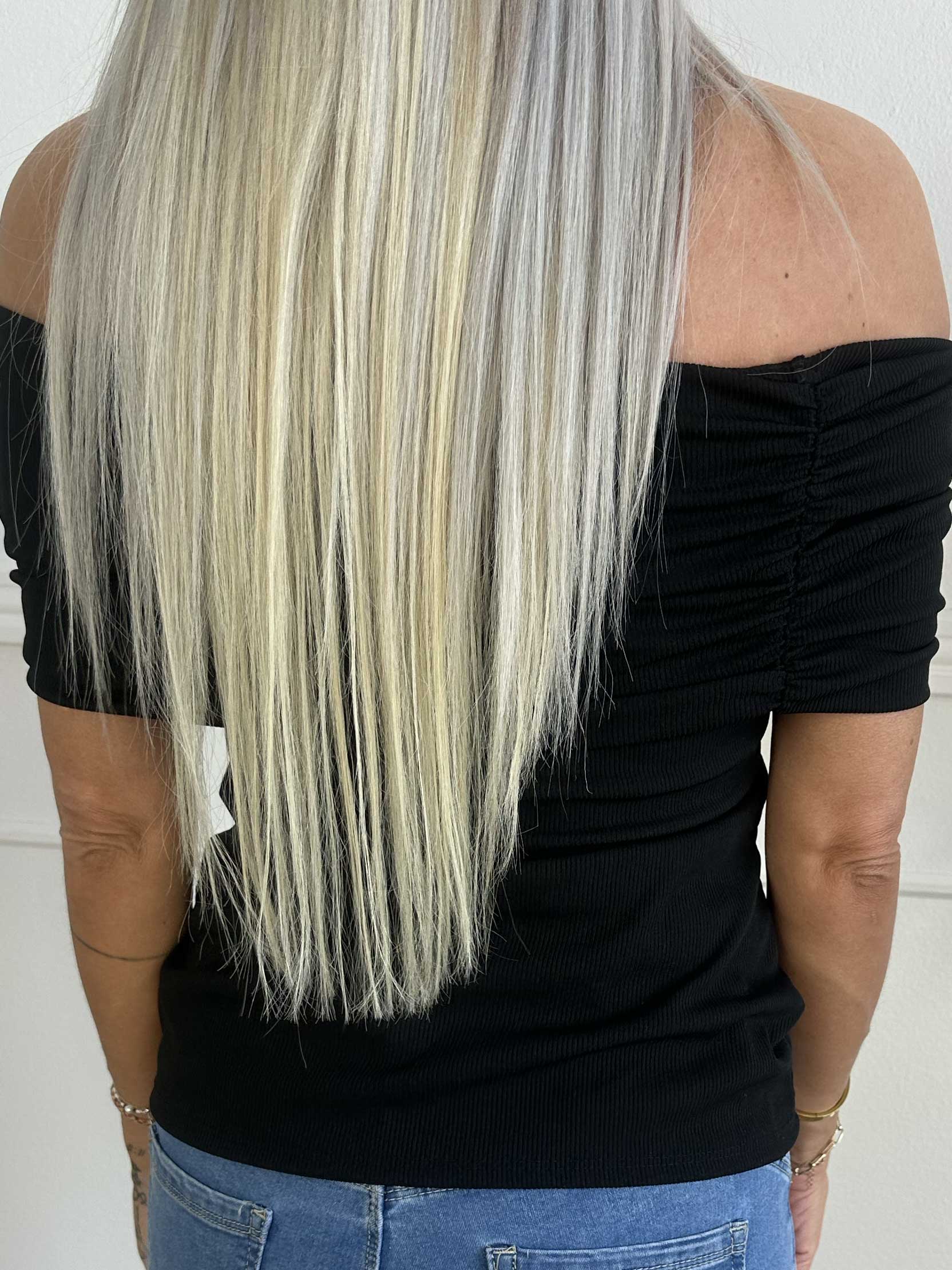 Hadiya - Söt blus utan axlar