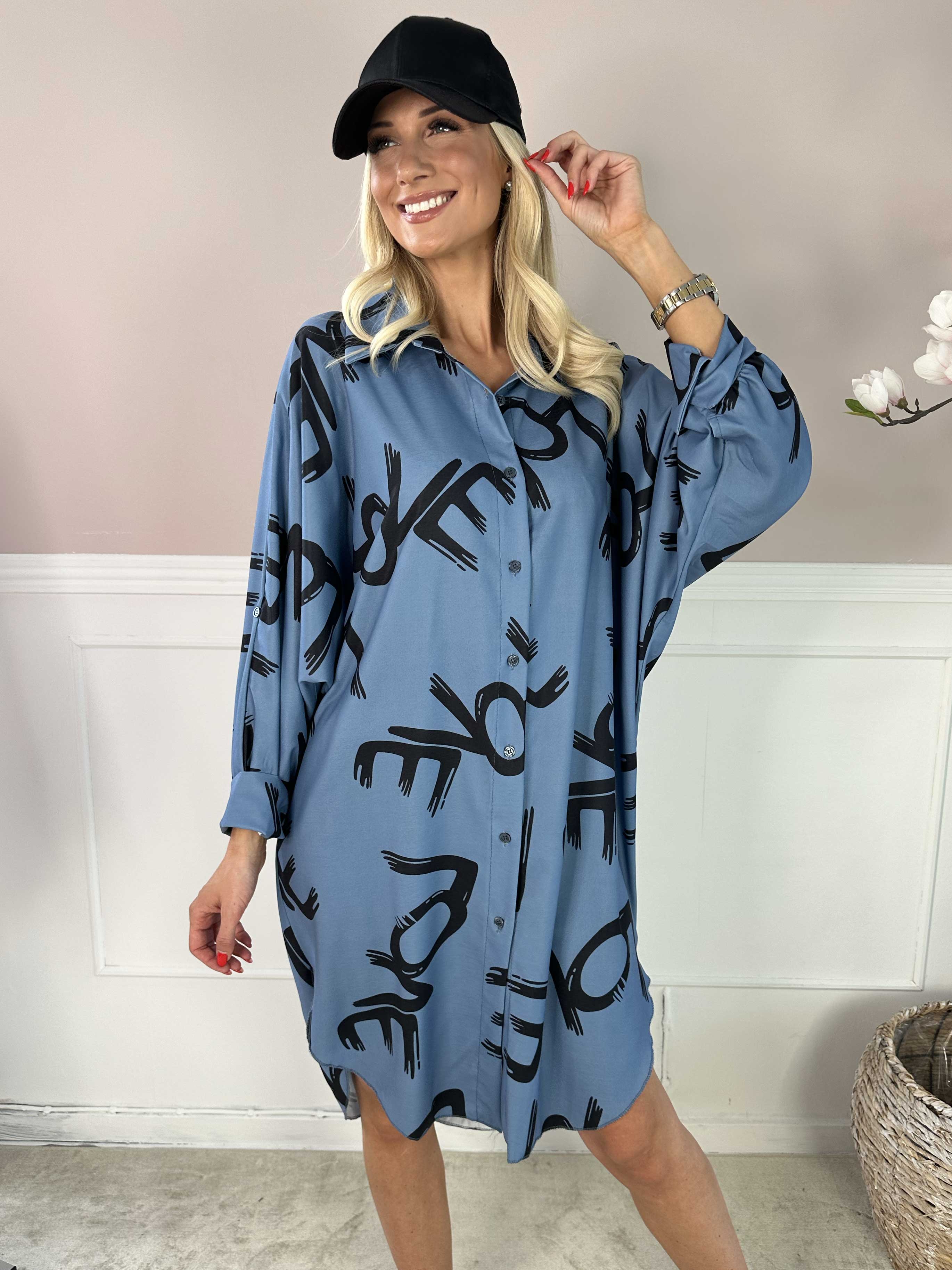 Havana - Skjortklänning med stående kärlek och fladdermusärmar