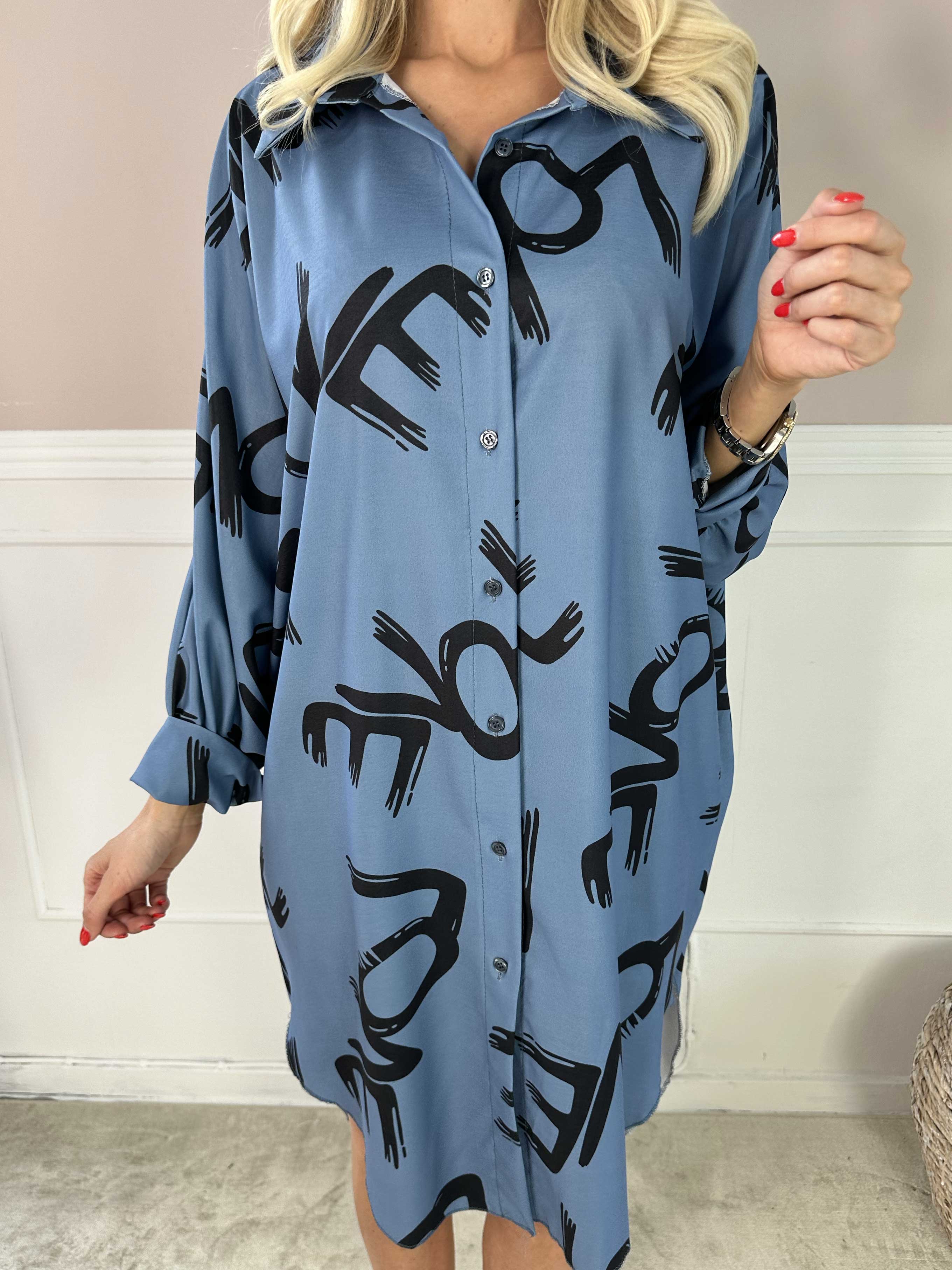 Havana - Skjortklänning med stående kärlek och fladdermusärmar