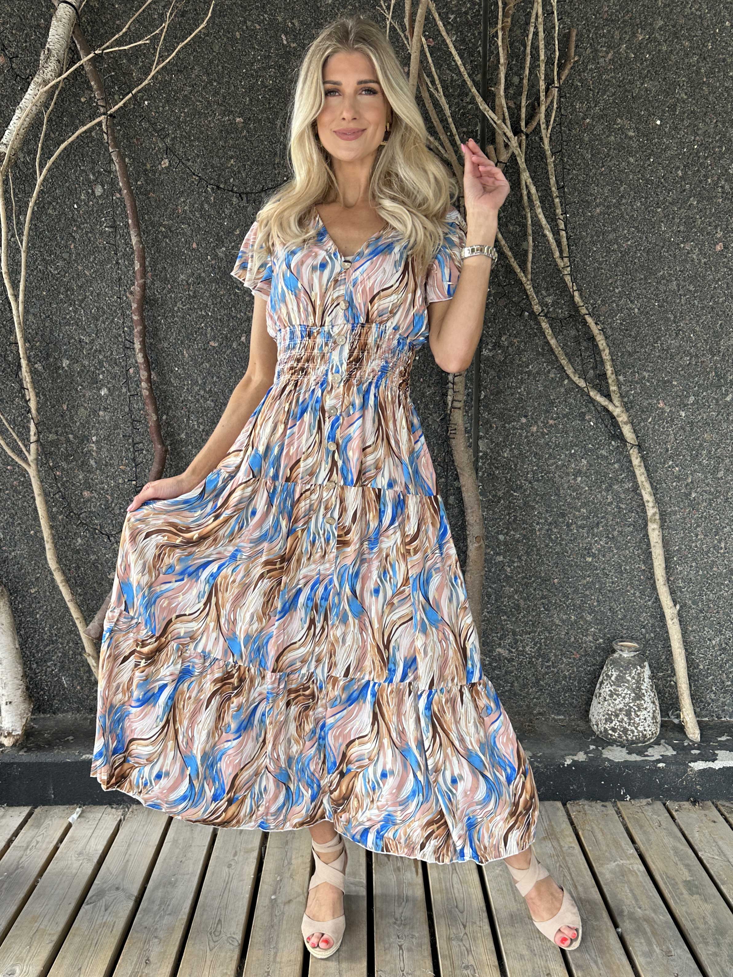 Hinata Pattern - Lång mönstrad klänning i viskos med resår