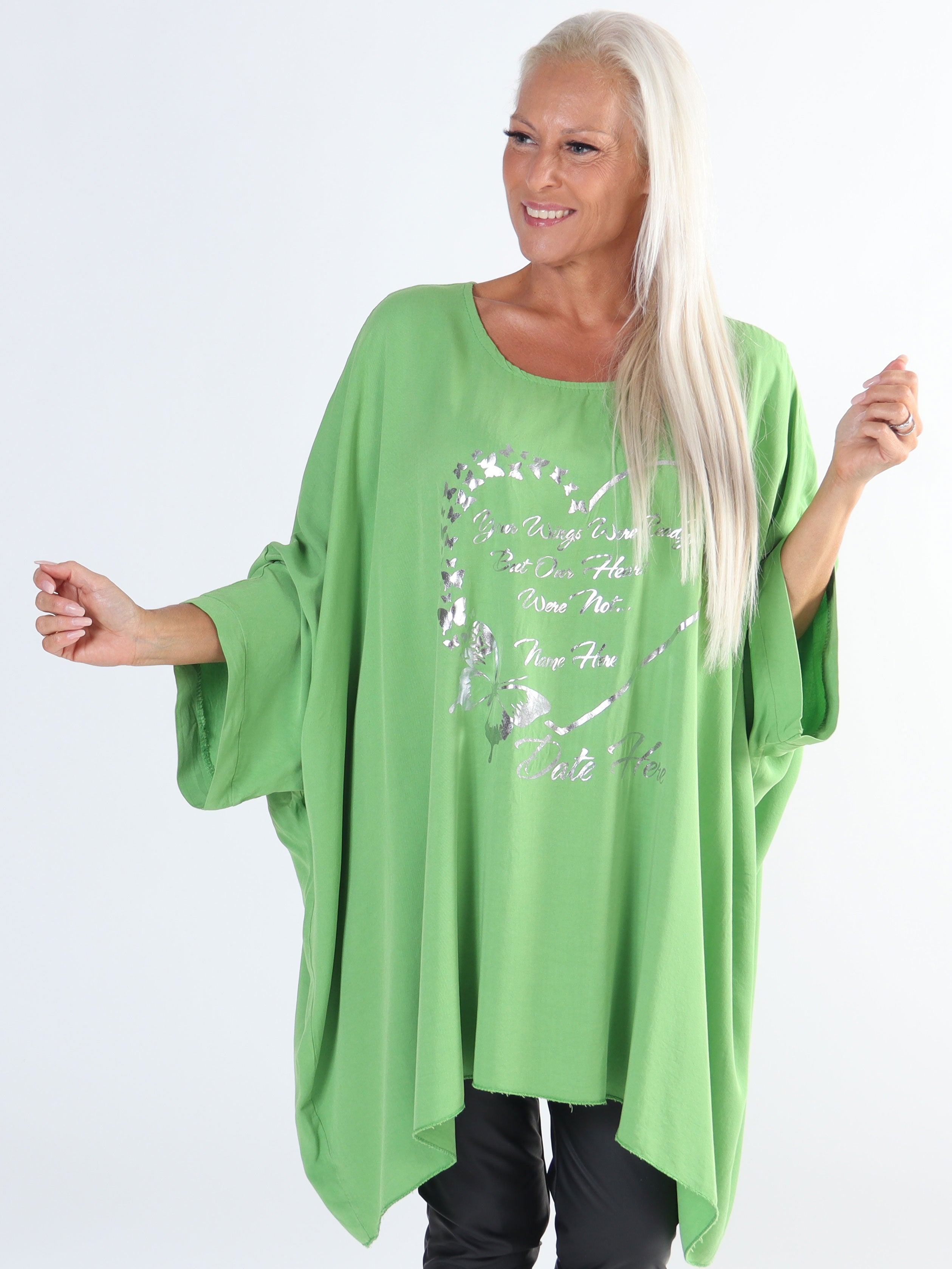 Hope Short - Cool plus size blus med motiv framtill