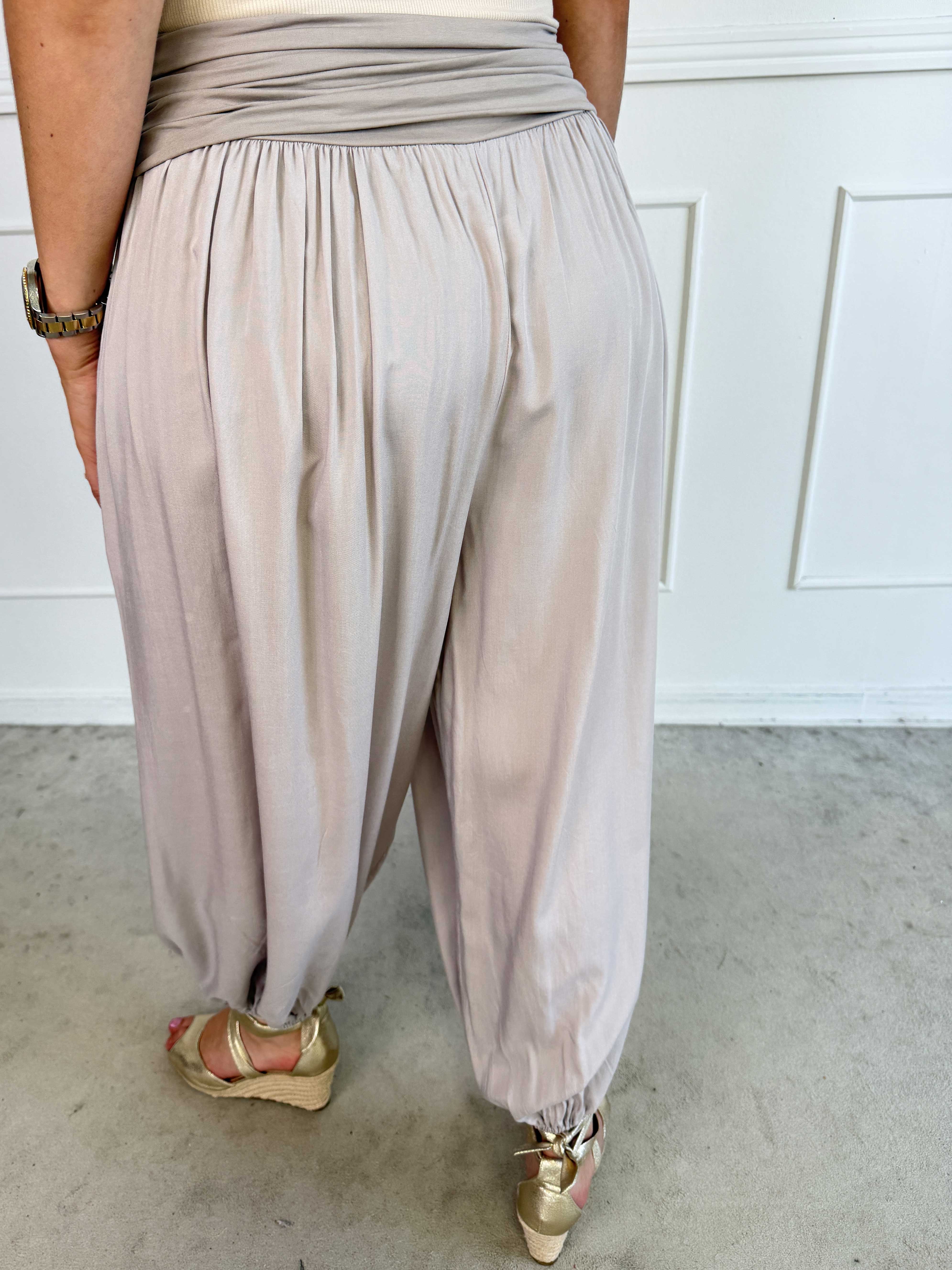 Lava – Plus size haremsbyxor i viskos med resår i midjan