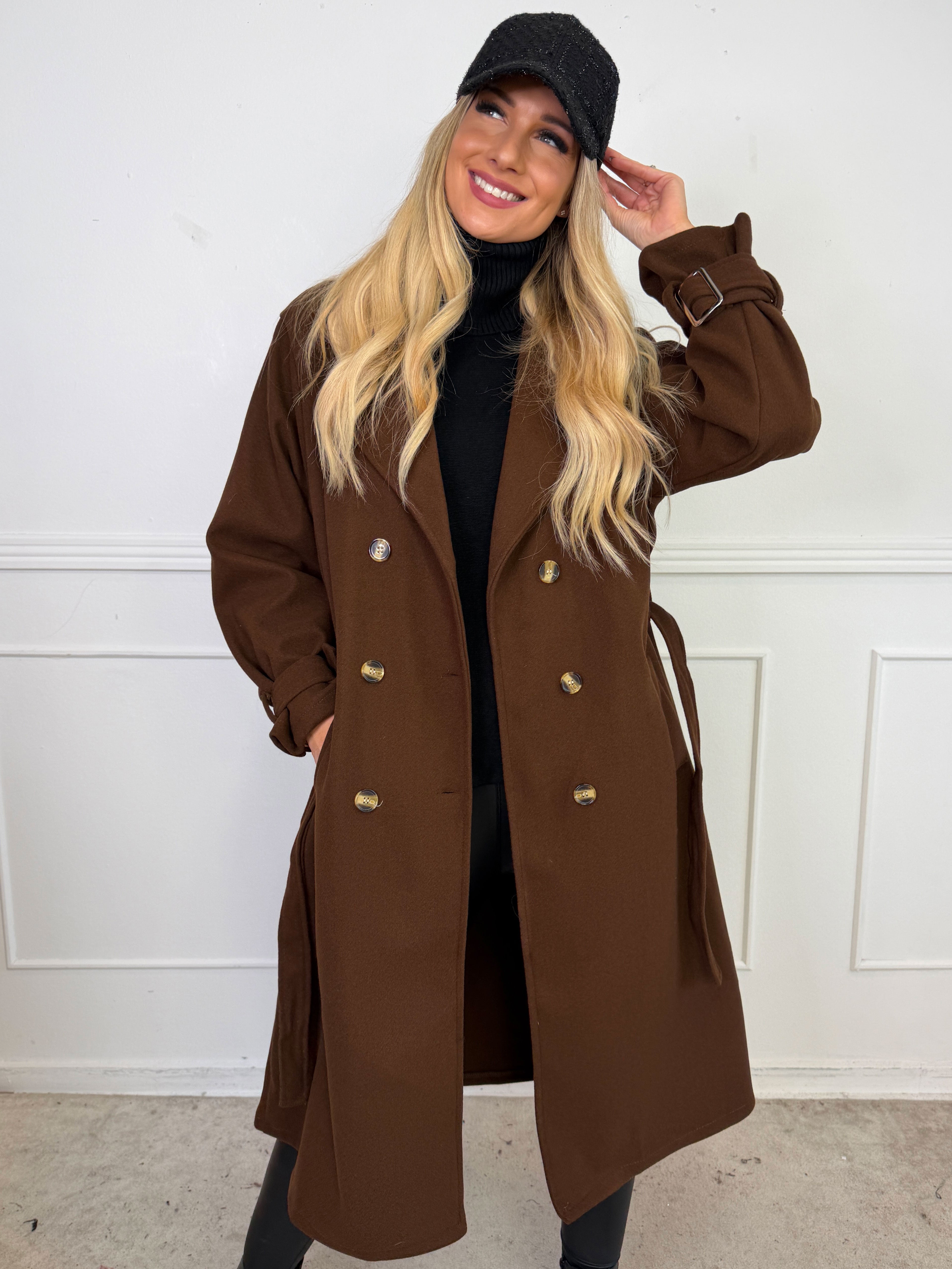 Sharpay Coat - Plus size trenchcoat med knytband