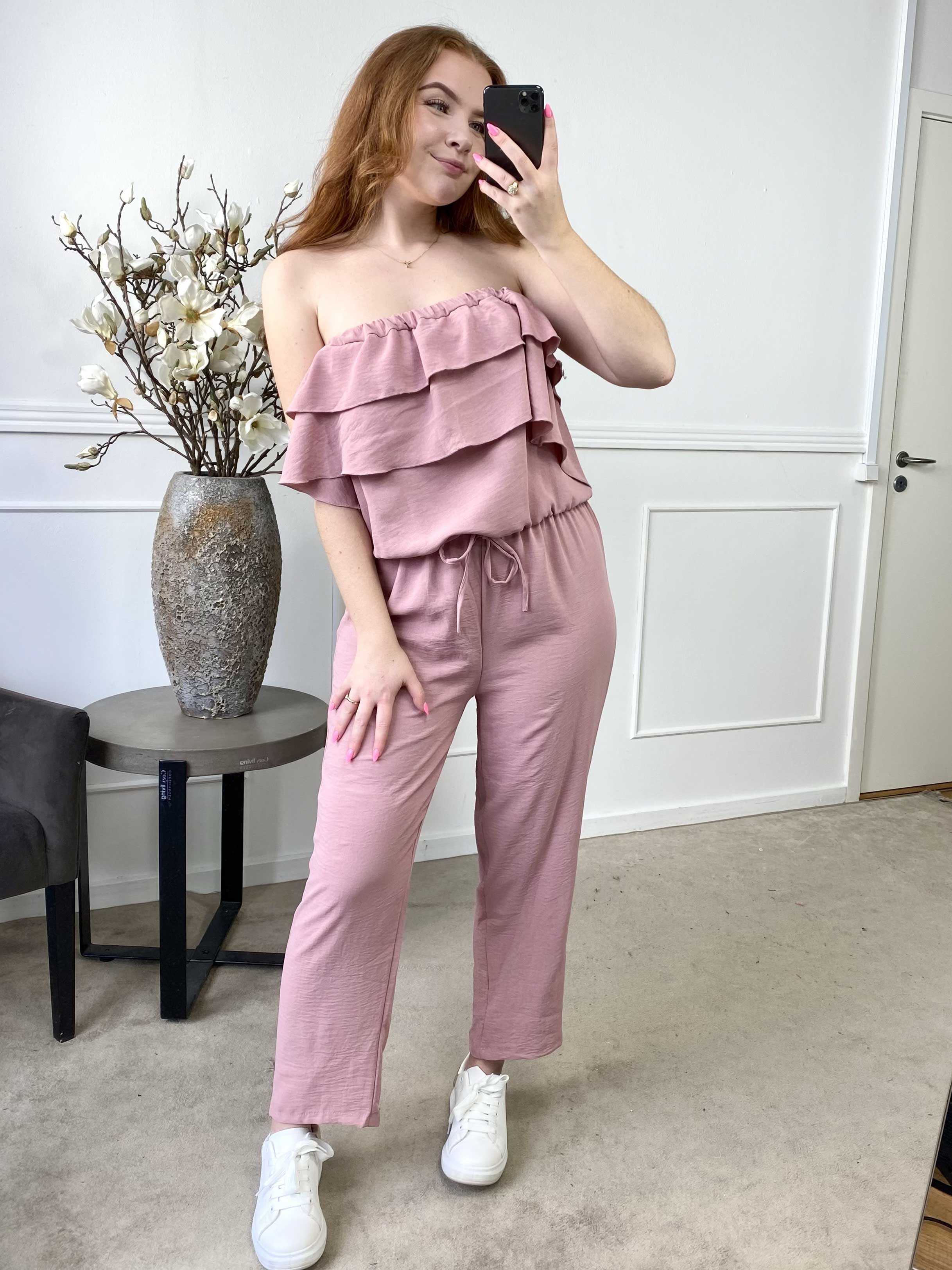 Loulou - Byxdress med volang och resårfåll